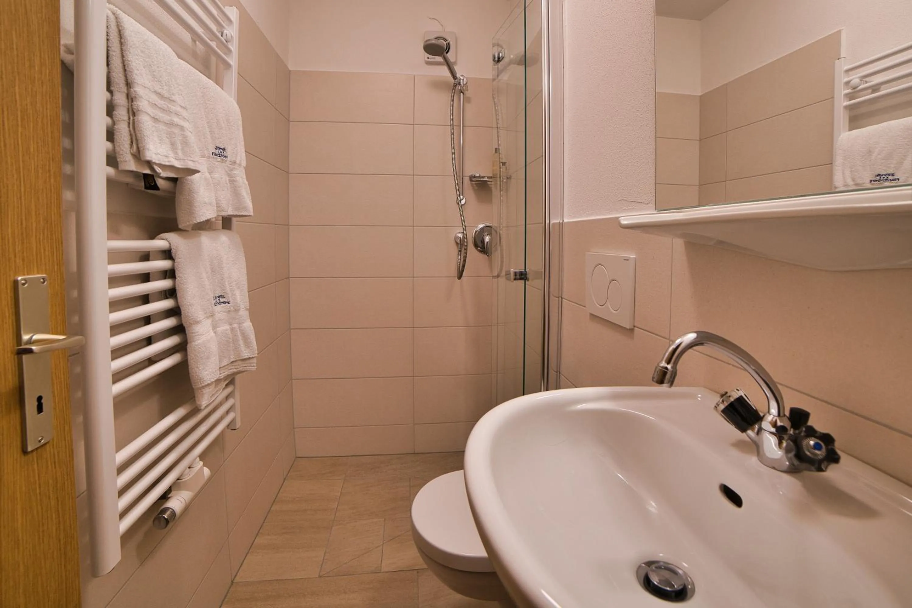 Bathroom in Berghotel Franzenshöhe