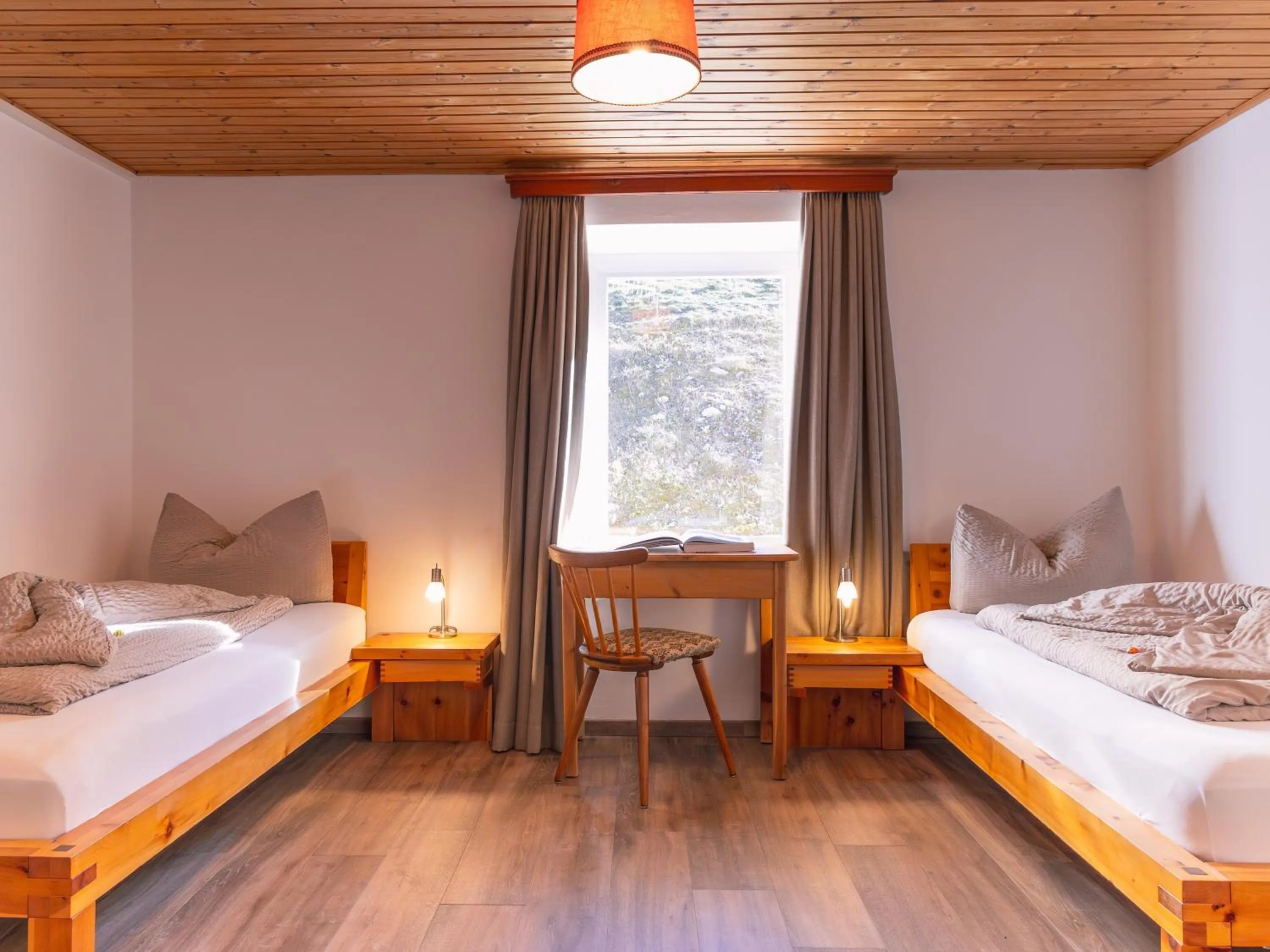 Photo of the whole room, Bed in Berghotel Franzenshöhe