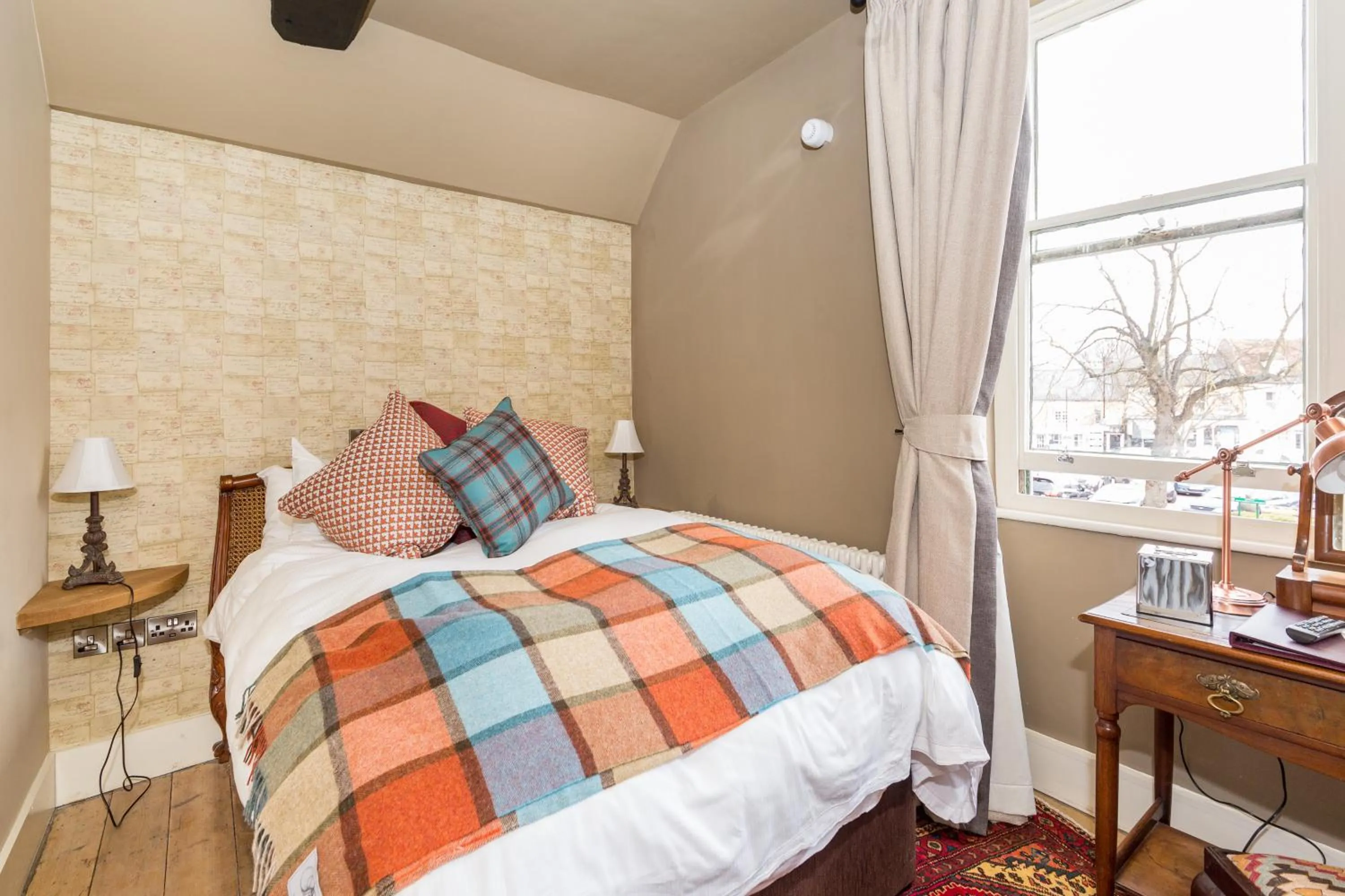 Bed in The Bull Hotel