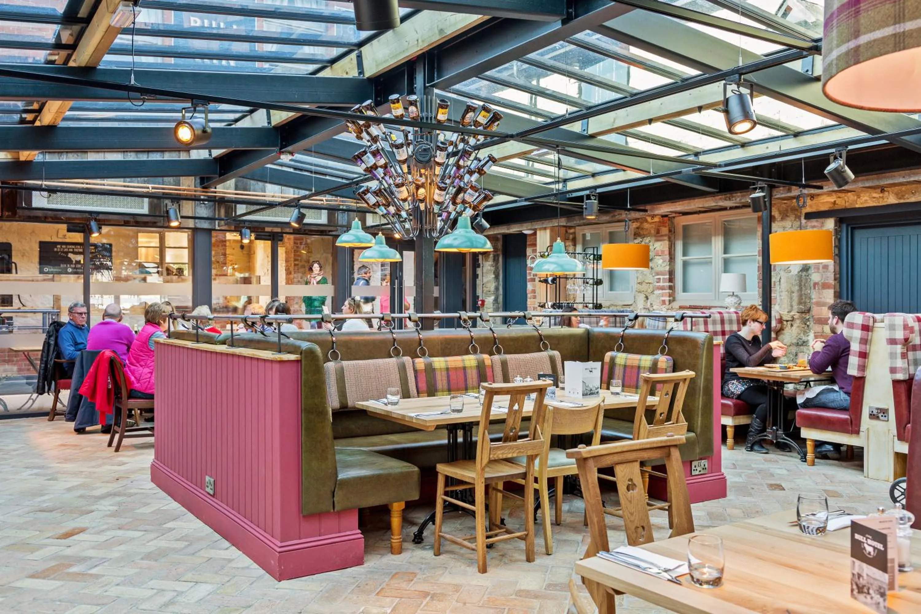 Restaurant/places to eat in The Bull Hotel