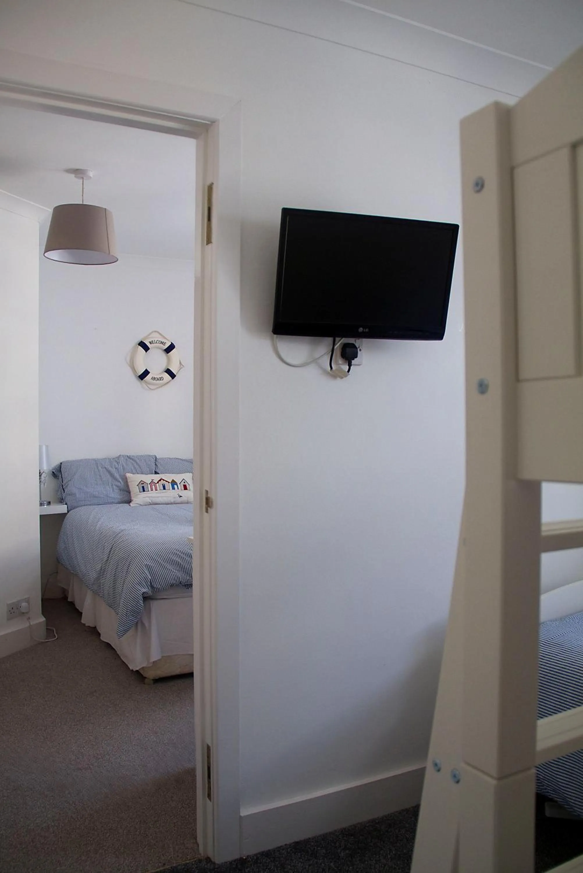 TV and multimedia, Bed in Timrick Lodge