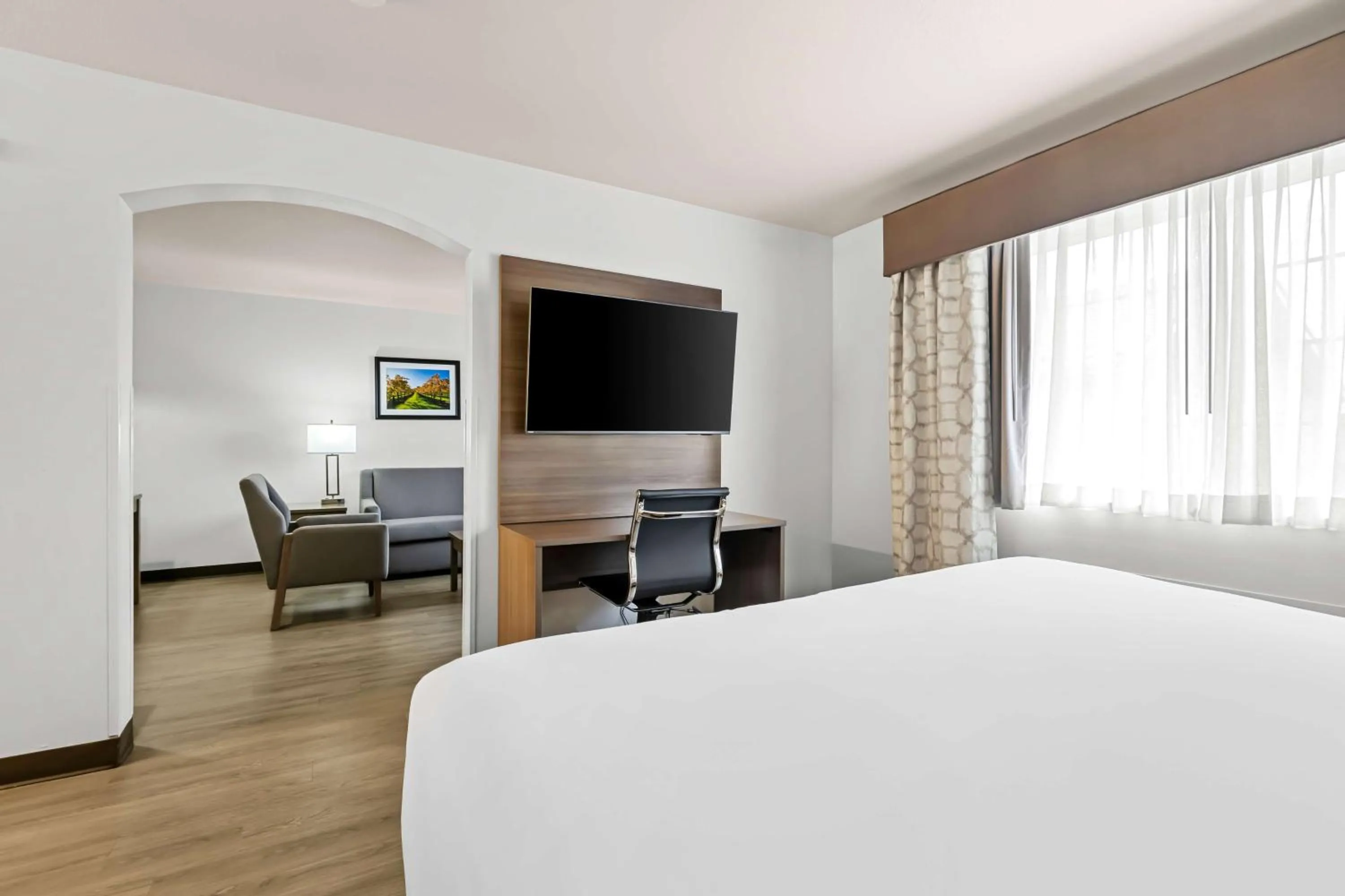 Bedroom, Bed in Best Western Plus Caldwell Inn & Suites