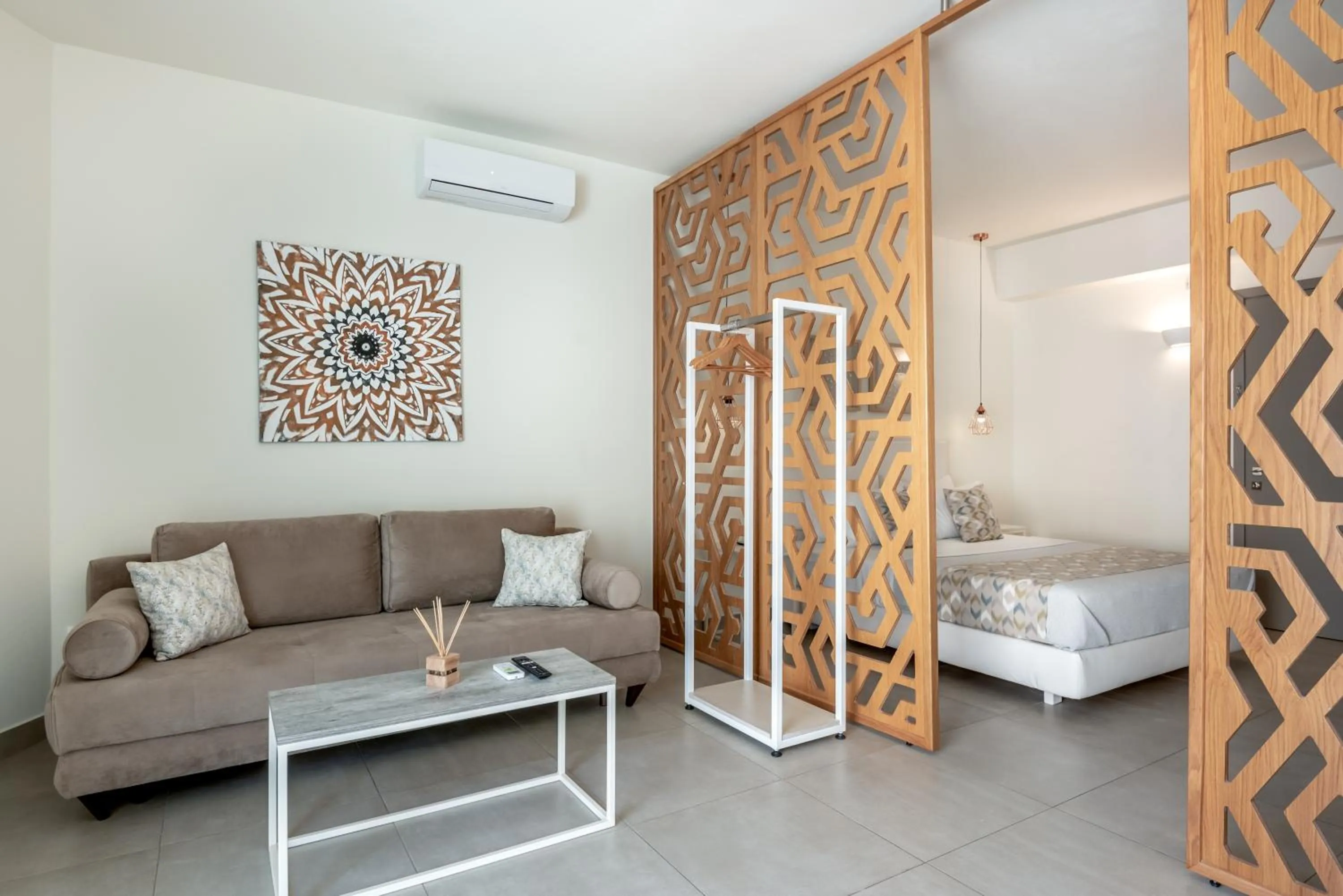 Living room, Bed in Aloe Boutique Hotel & Suites - adults only