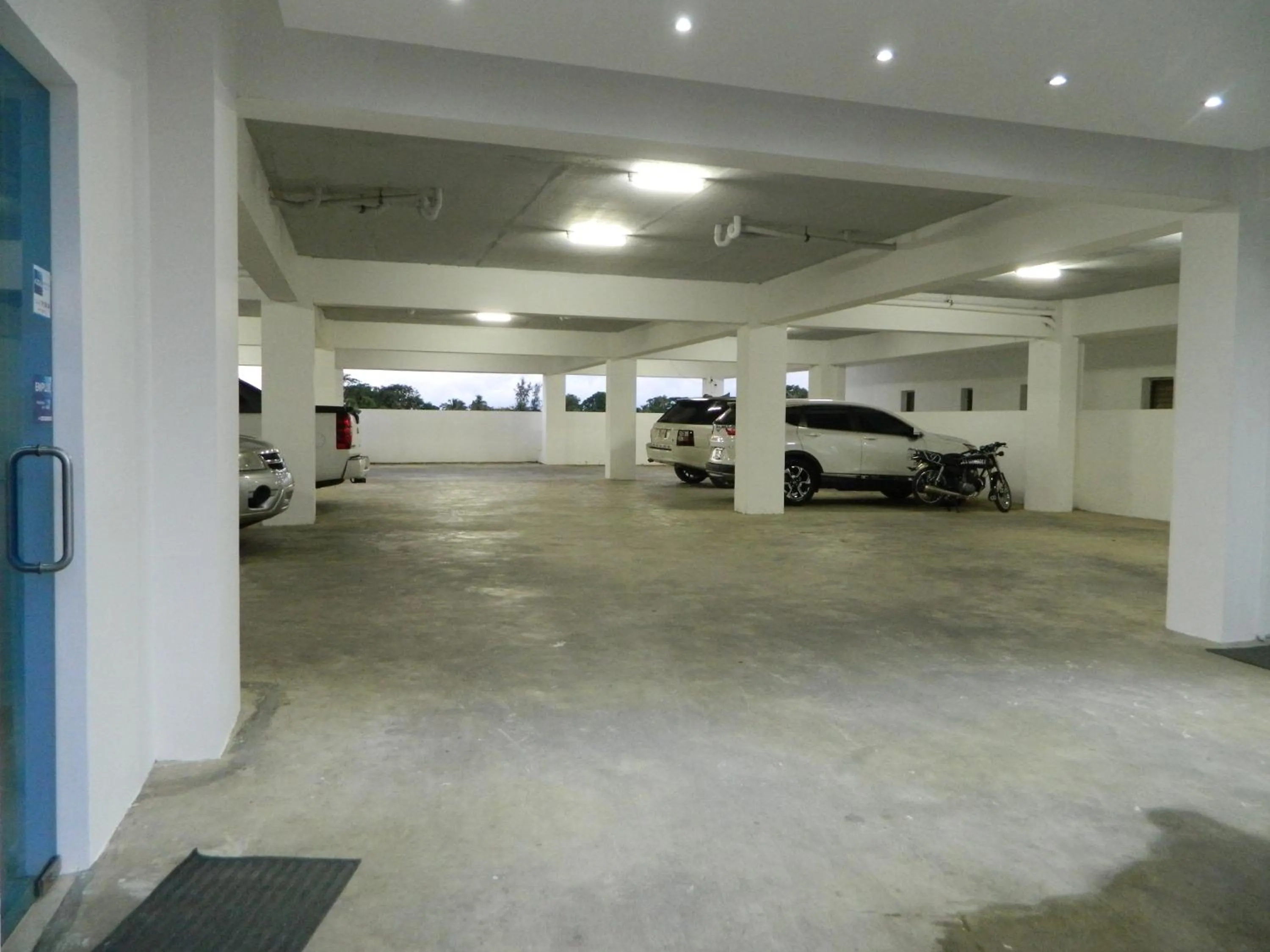 Property building in Figaro Hotel Samana