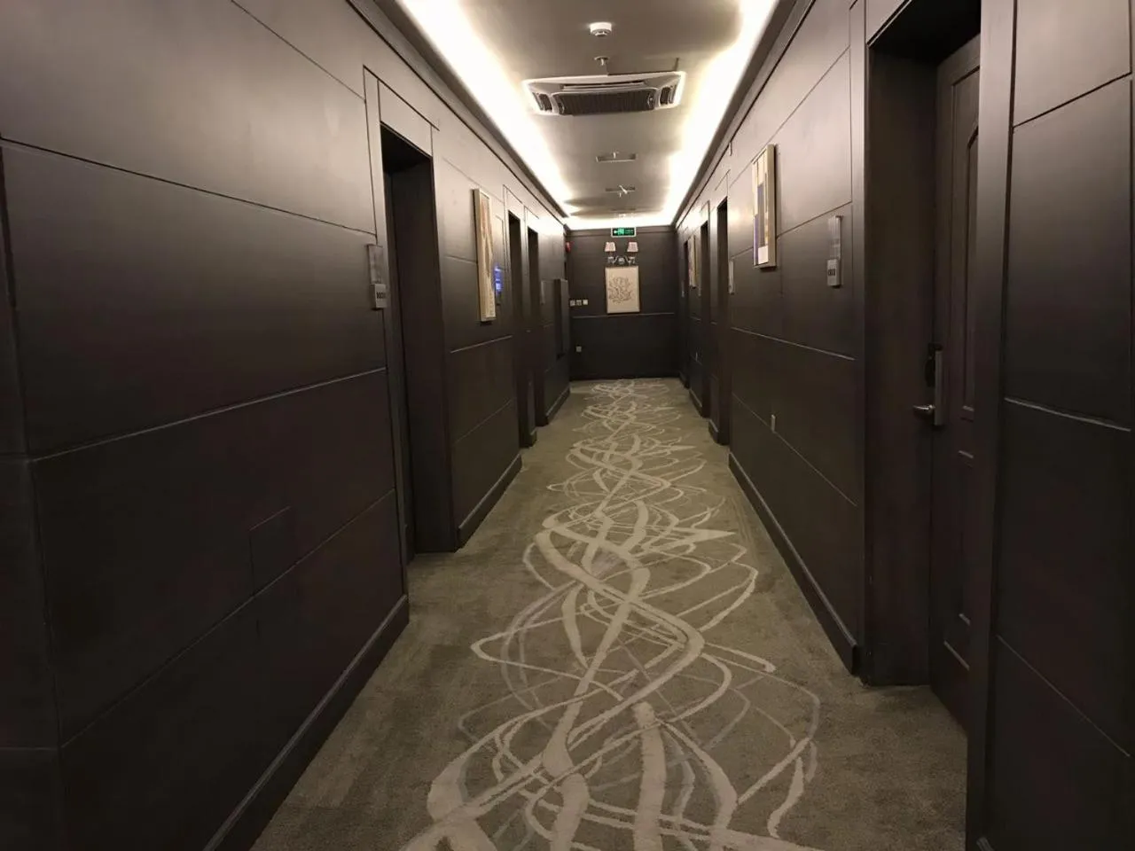 Communal lounge/ TV room in Golden Bujari AlUlaya Hotel