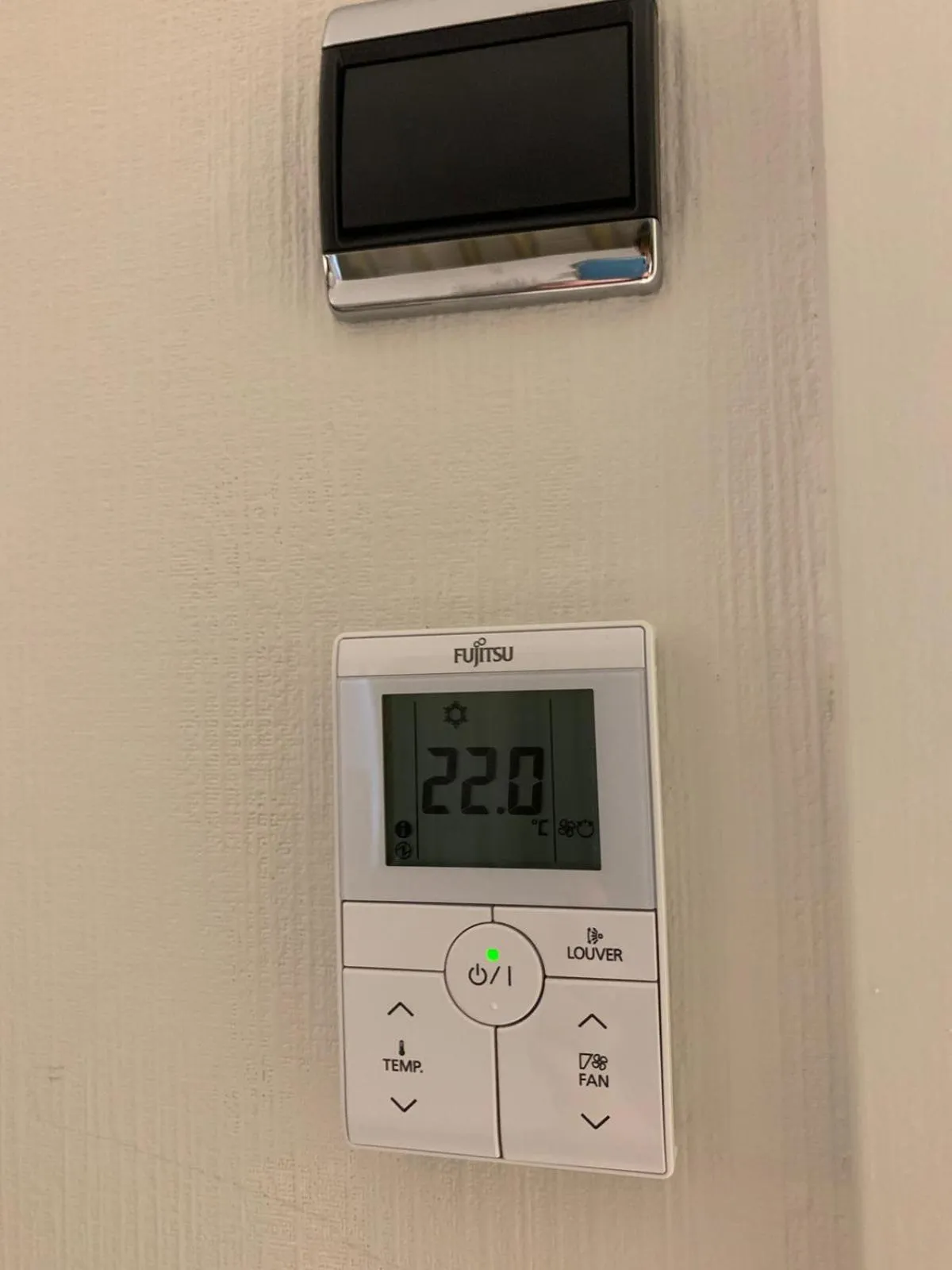 air conditioner in Hôtel Le Ménestrel