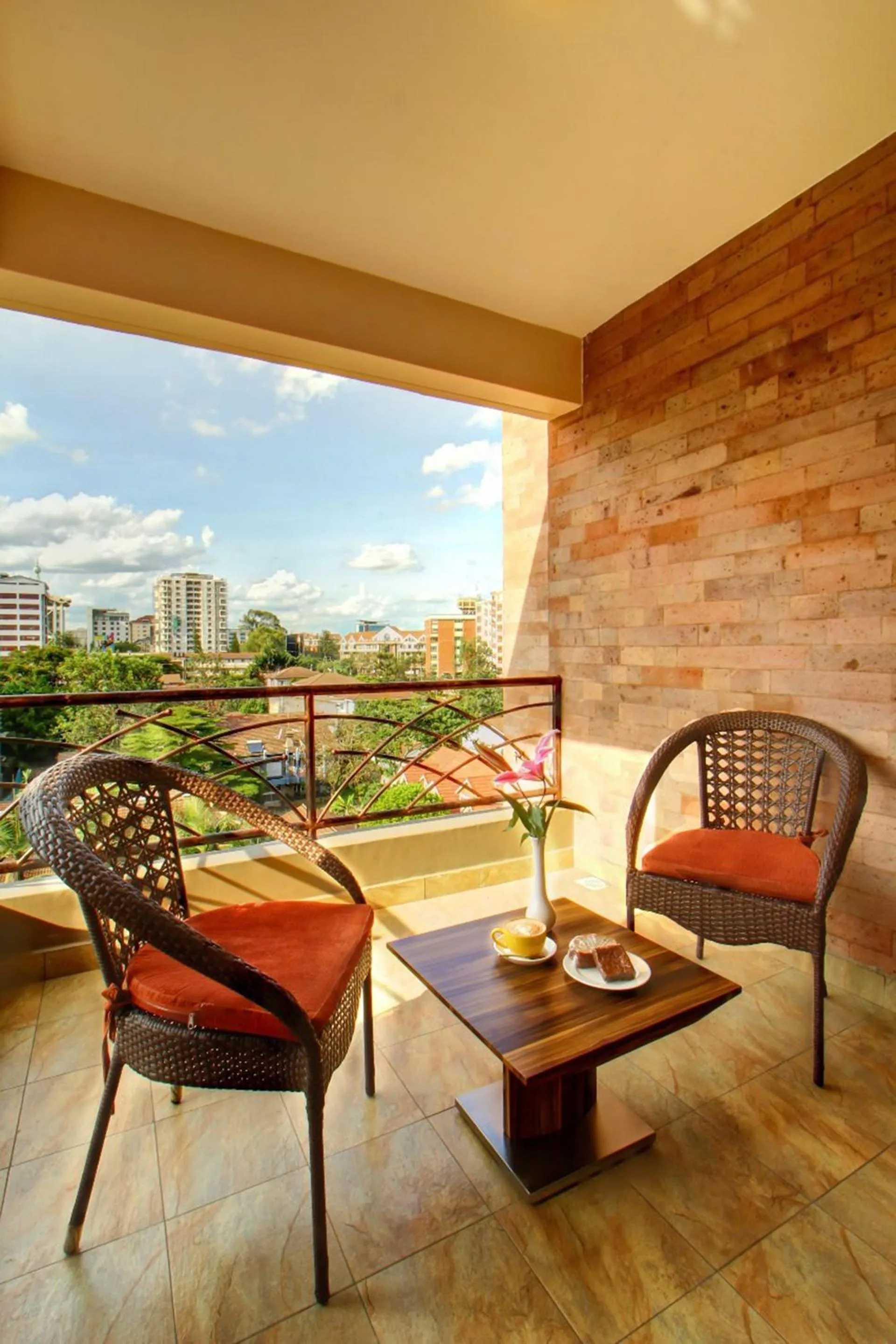 Bird's eye view in Highlands Suites Hotel Apartments