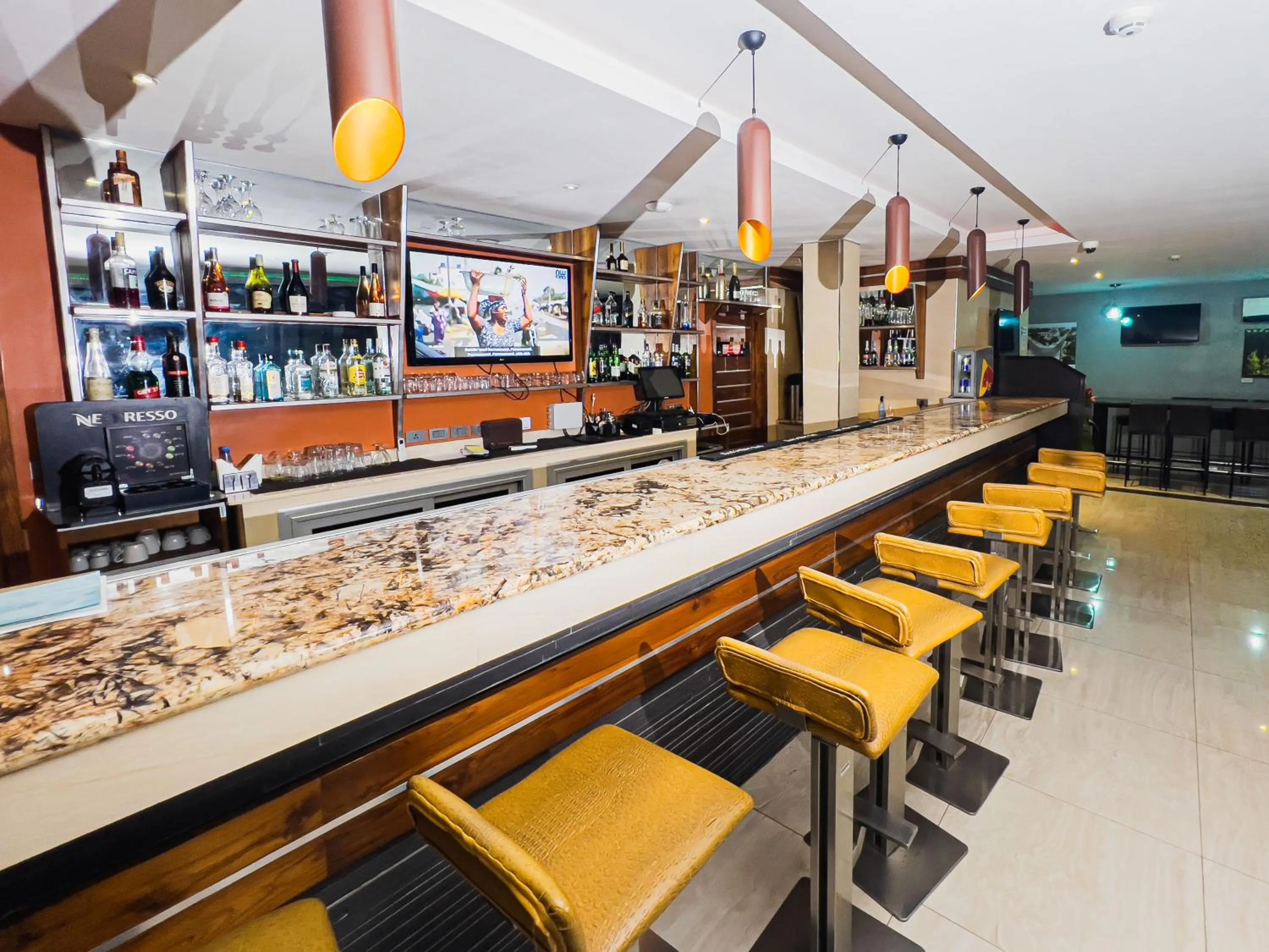 Restaurant/places to eat in Hotel VDN by Good Rade