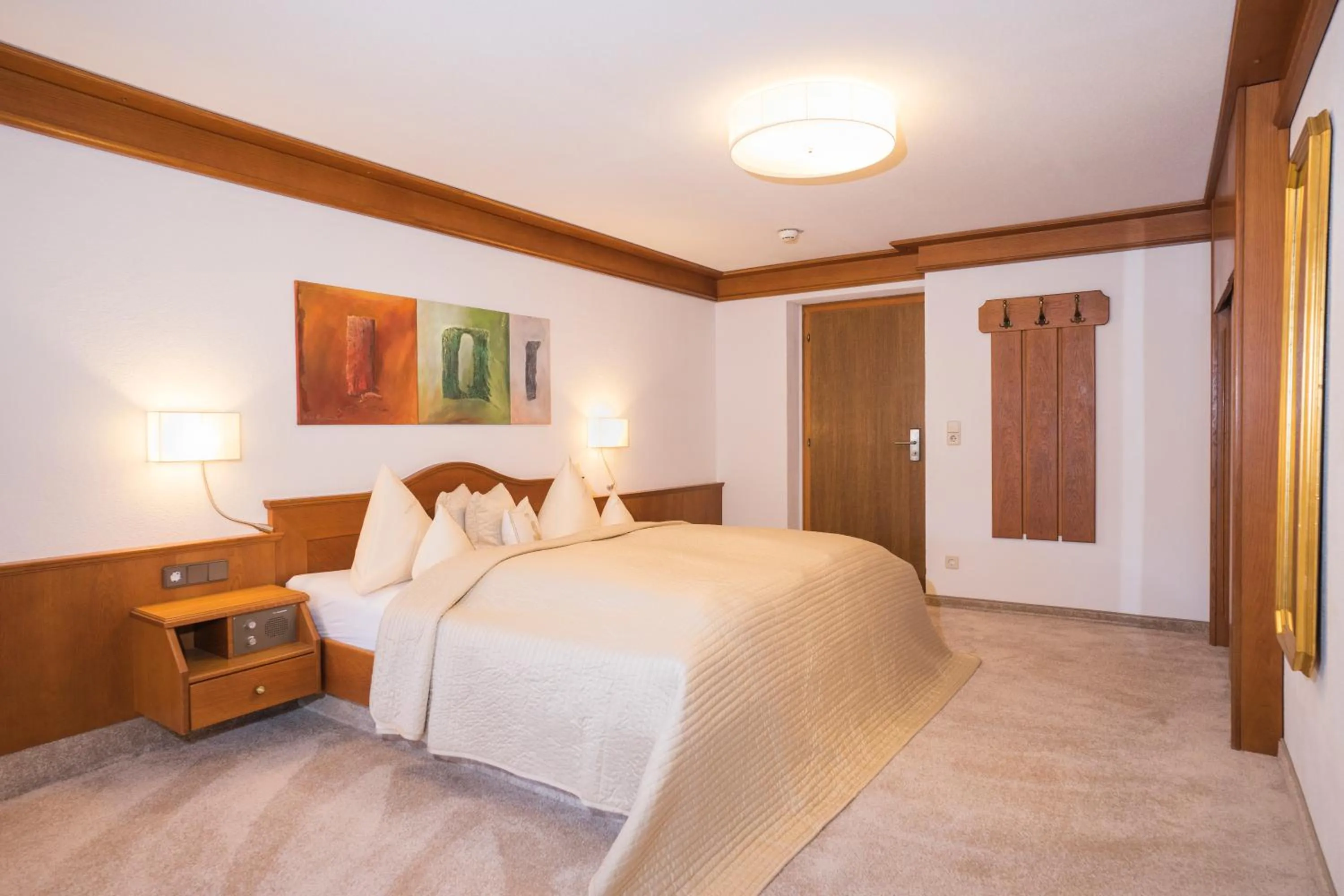 Photo of the whole room, Bed in Alpen-Comfort-Hotel Central