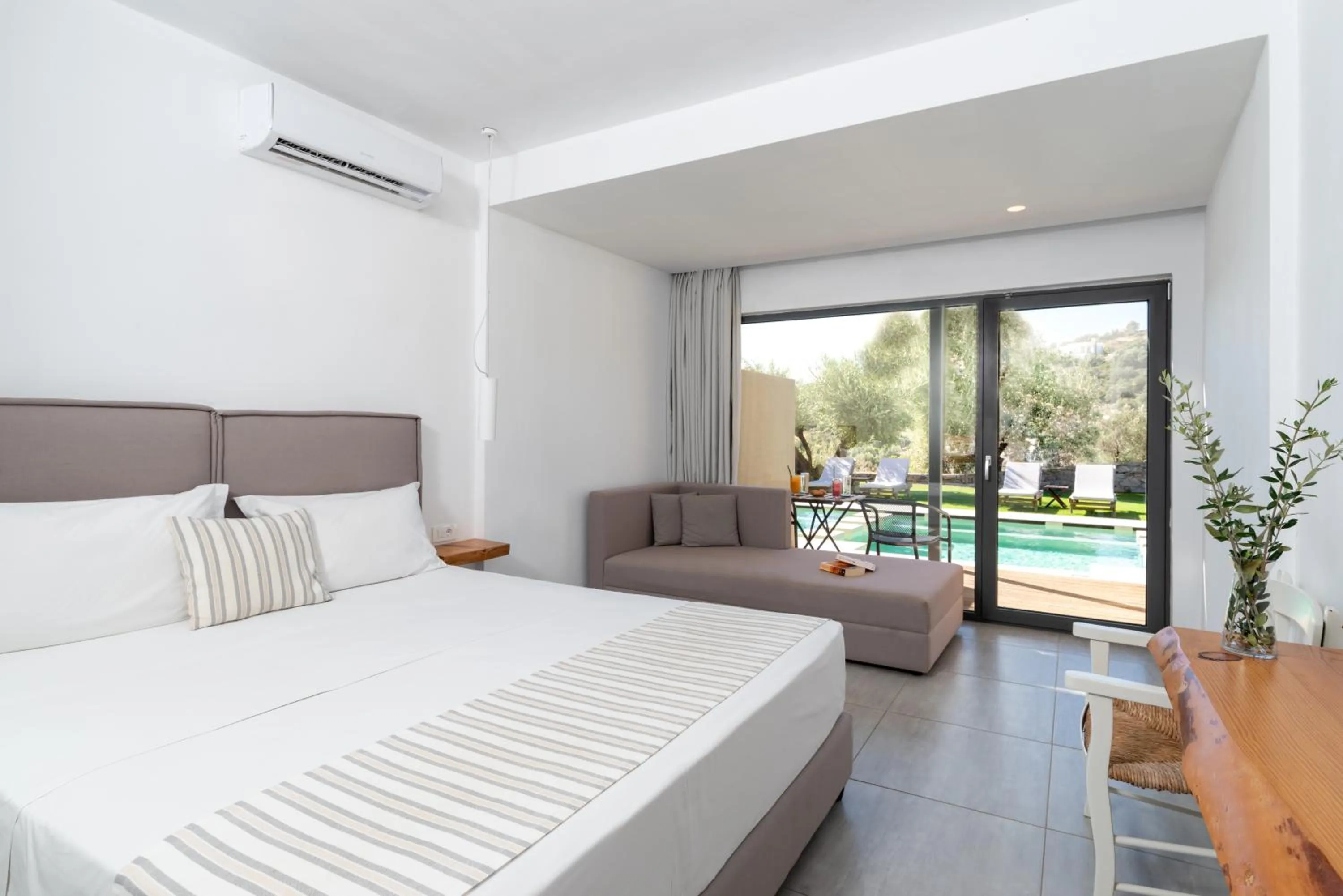 Bed in Meliti Hotel (Adults Only)