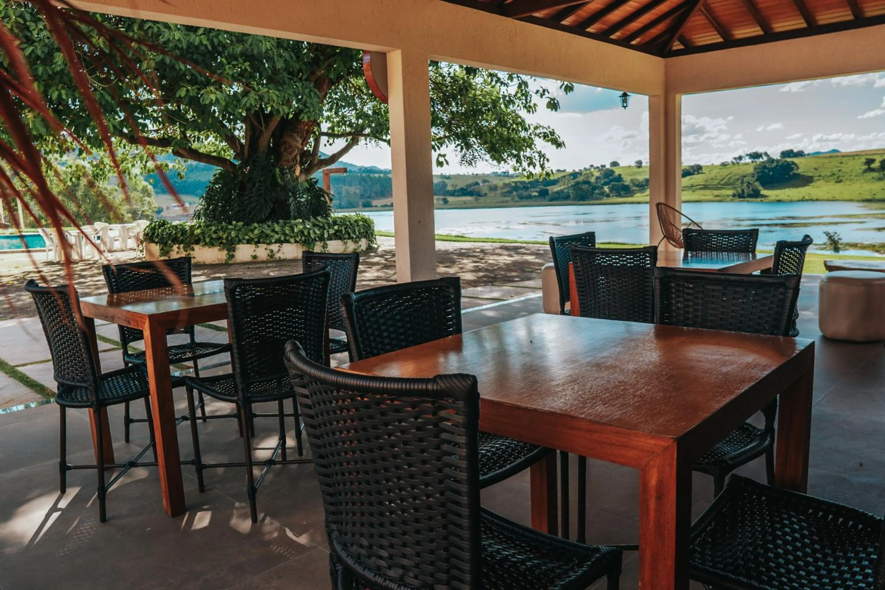 Restaurant/places to eat in Hotel Chalé Capitólio