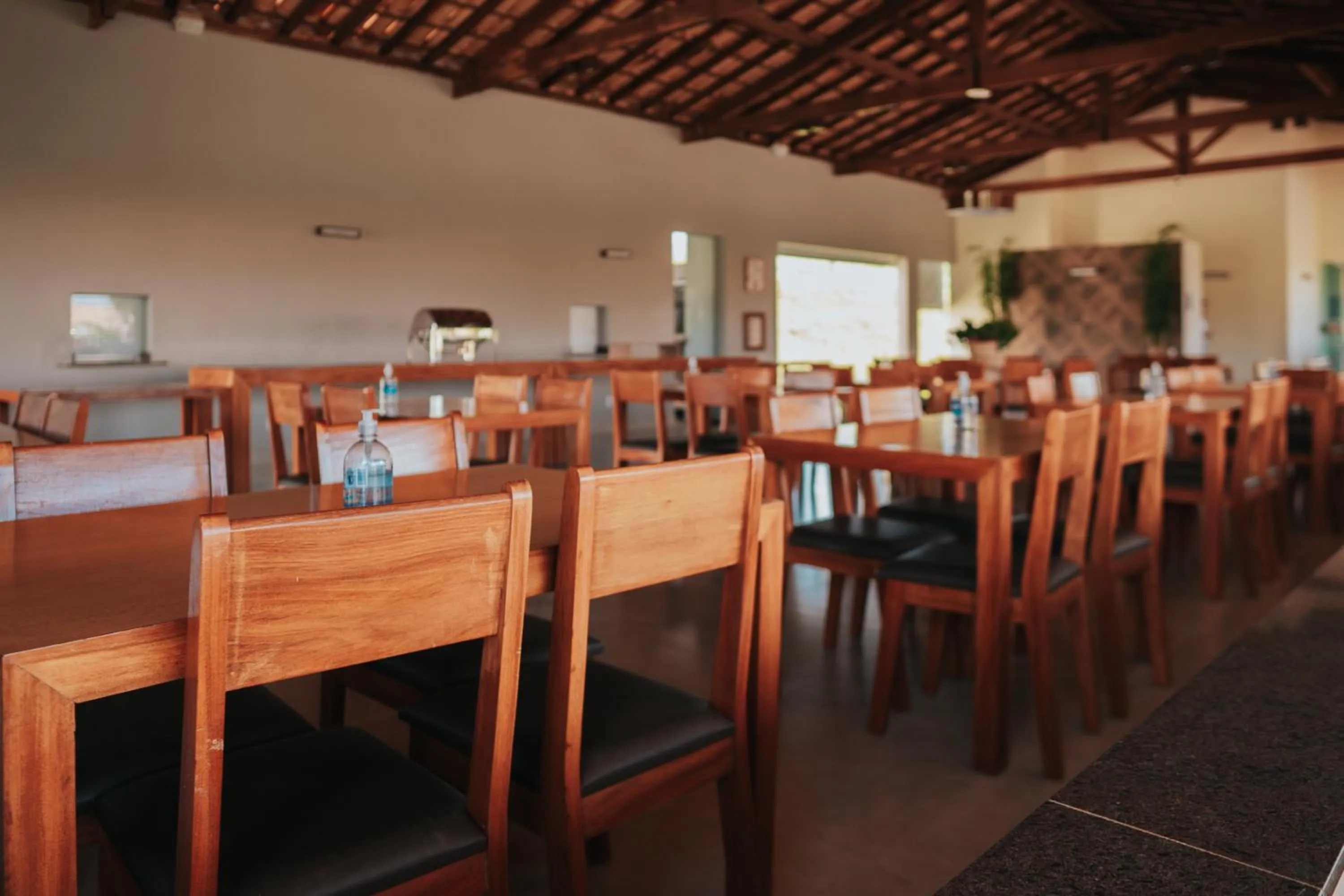 Restaurant/places to eat in Hotel Chalé Capitólio