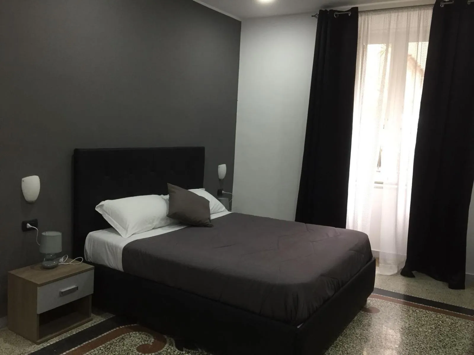 Bed in MB95 - Mezzocannone Luxurious Bed&Breakfast