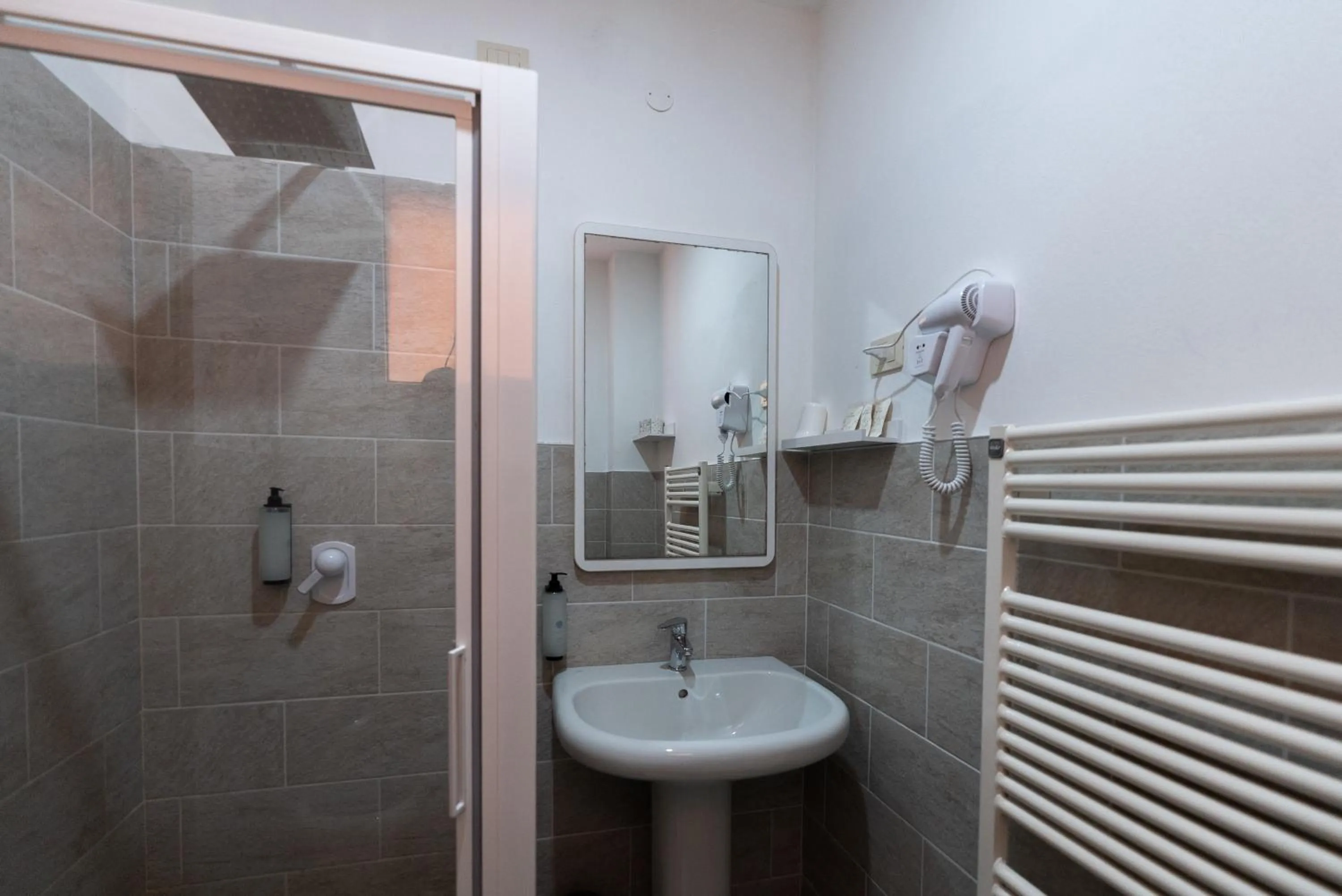 Shower in Residence Rosa