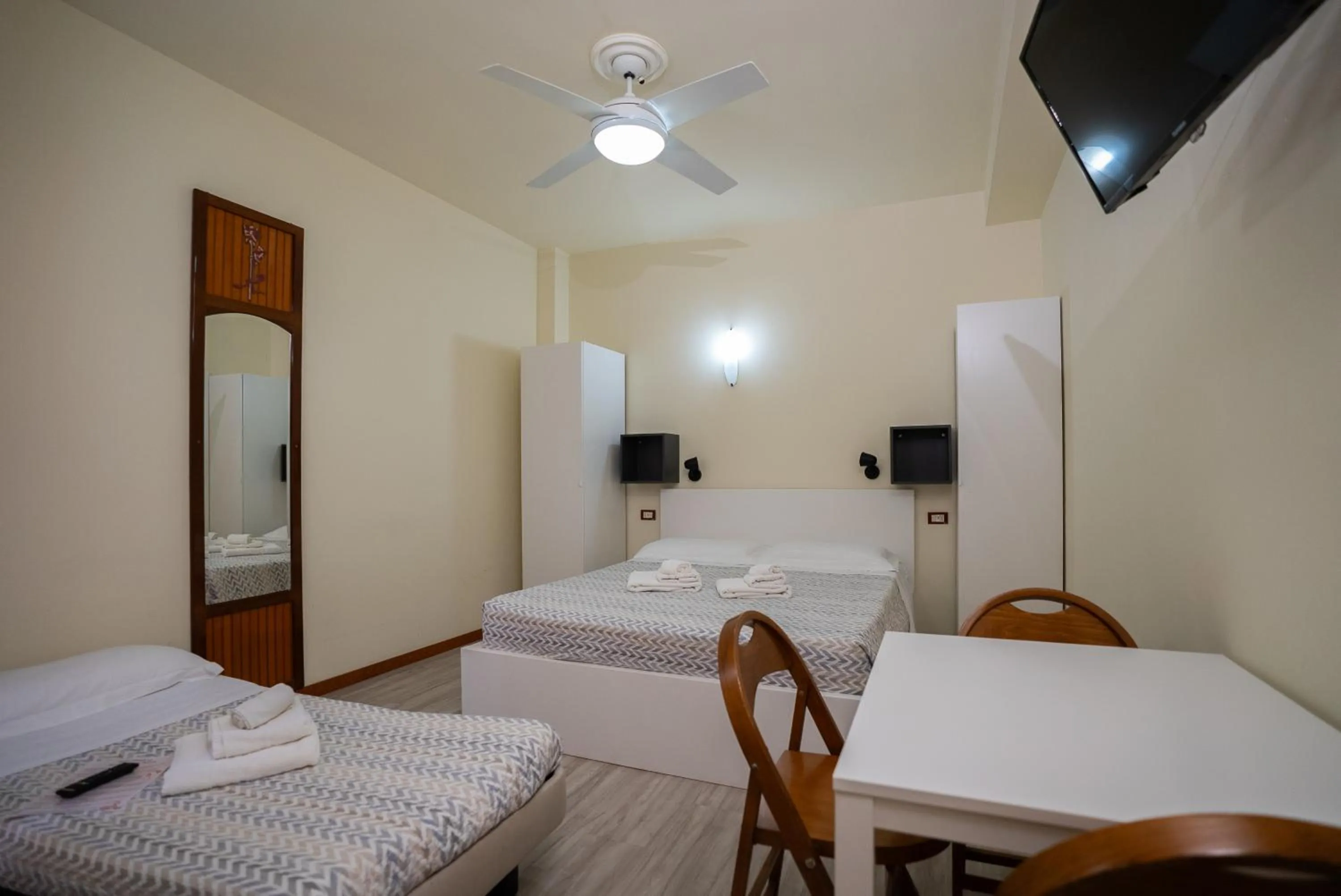 Bed in Residence Rosa