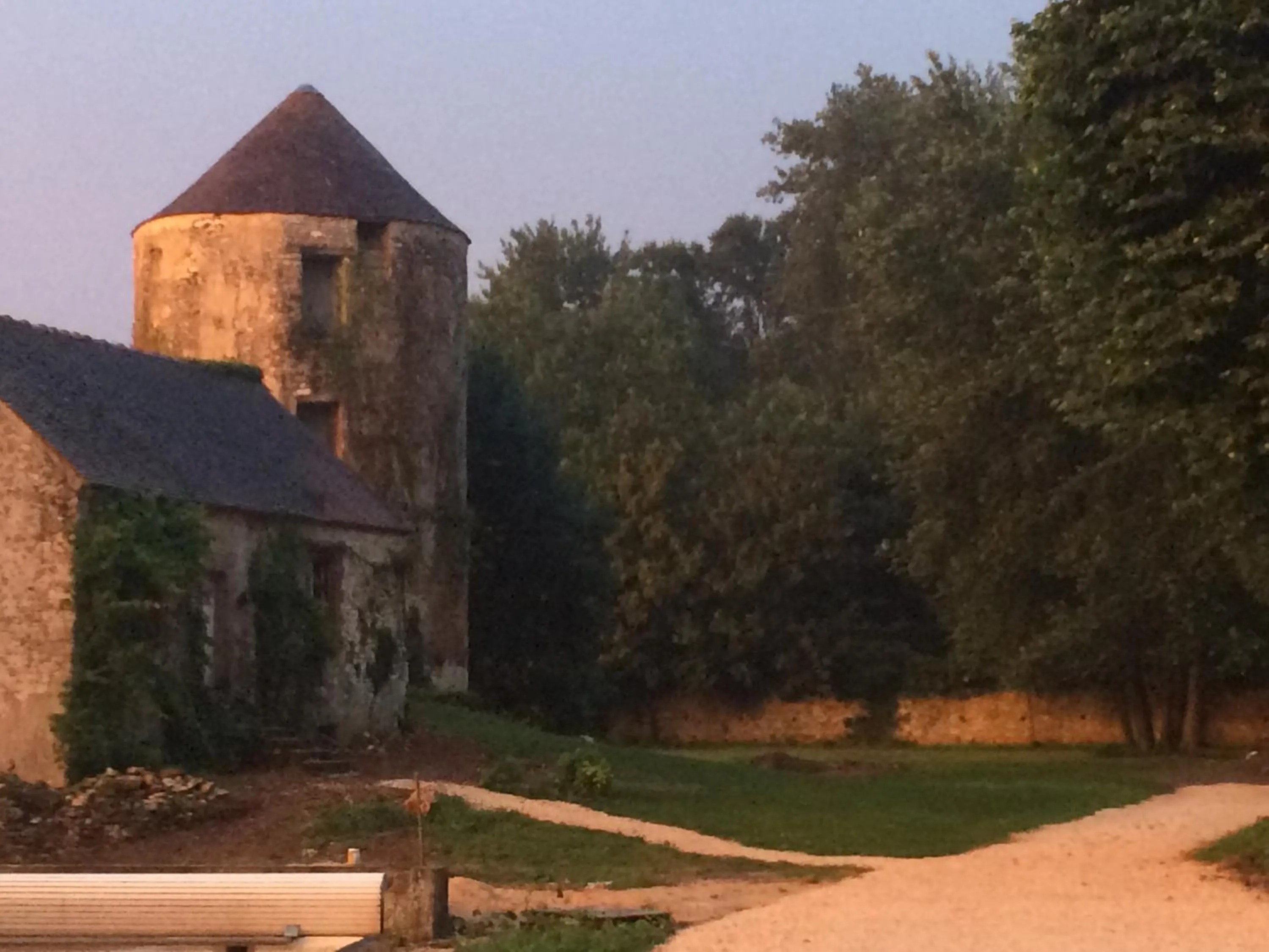Landmark view in Demeure des Pothières