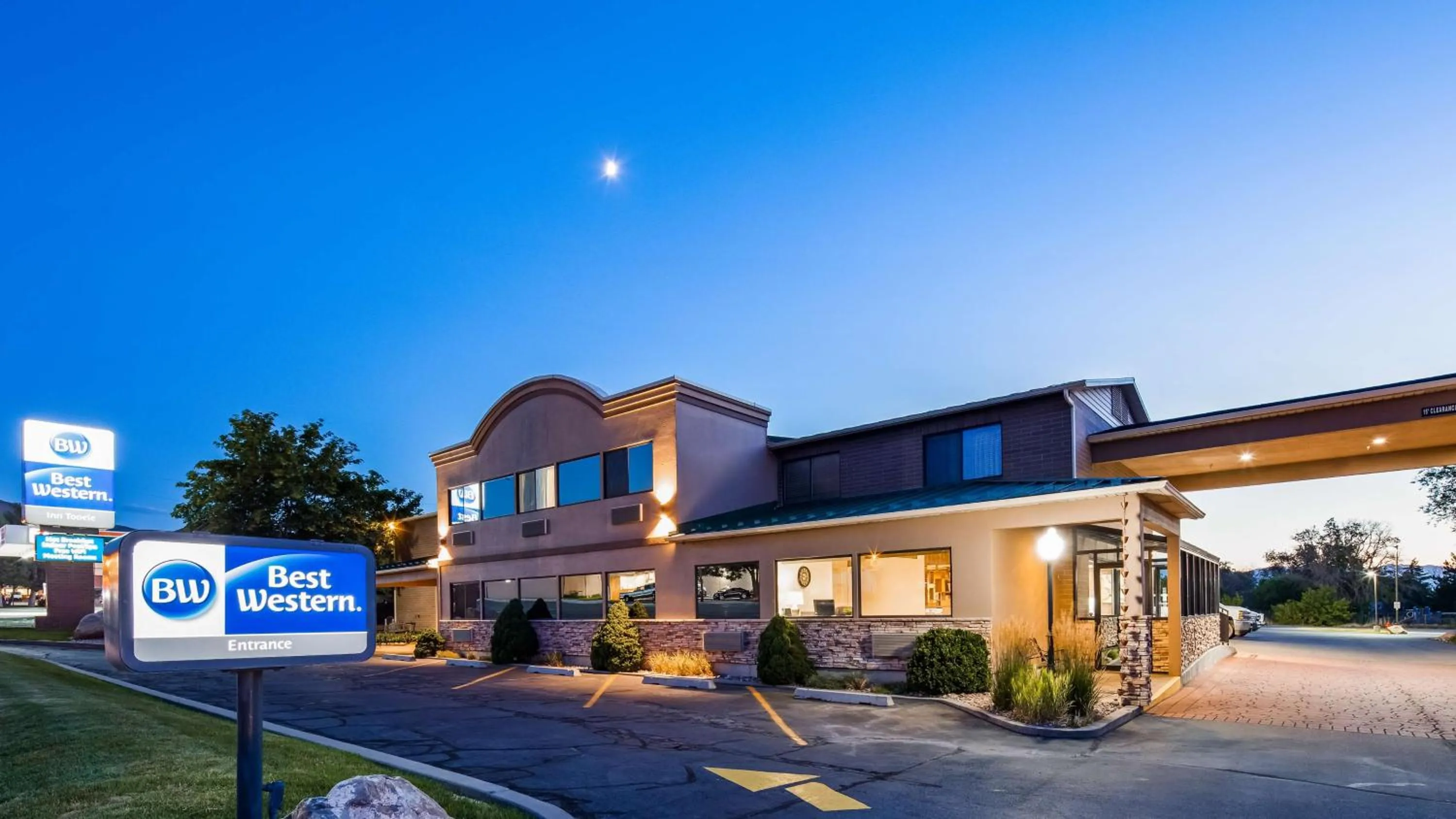 Property building in Best Western Inn Tooele