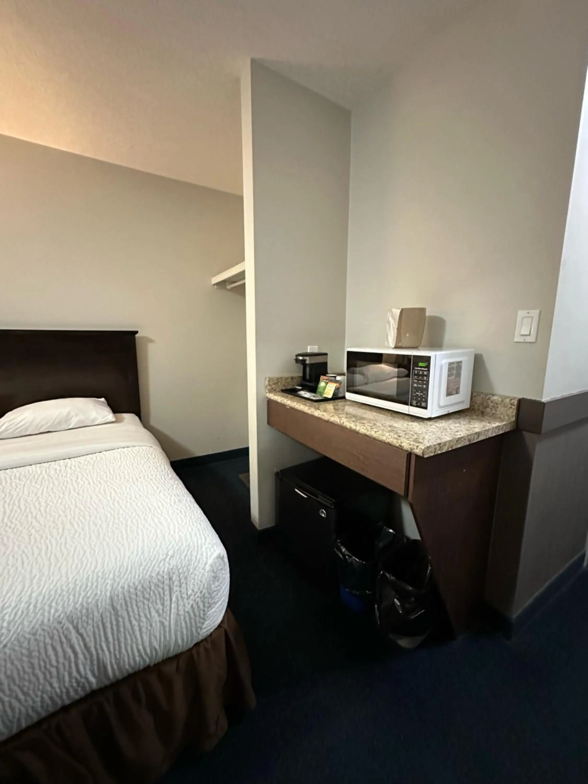 Bed in Travelodge by Wyndham Wetaskiwin