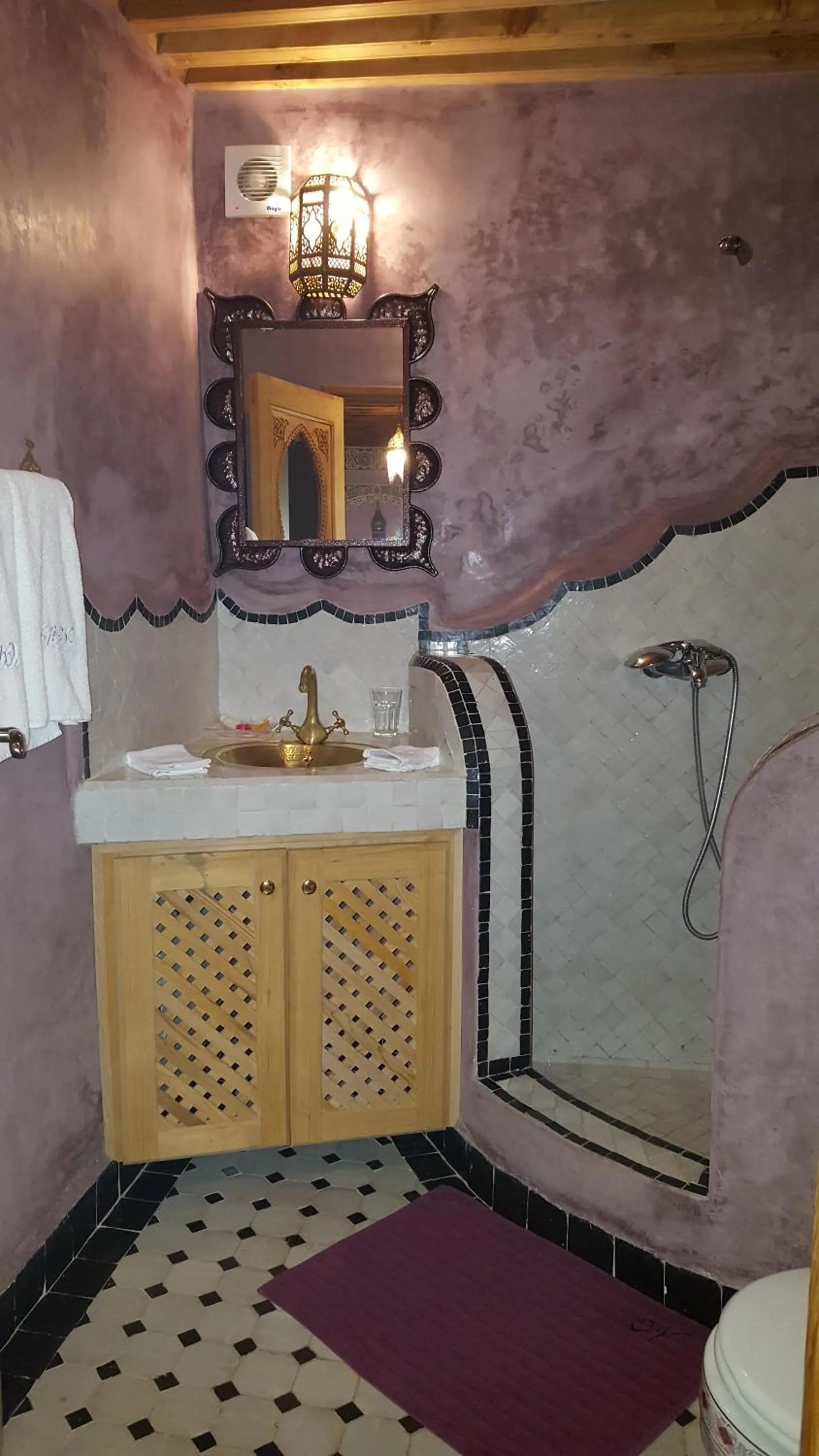 Staff in Dar Nour Fes