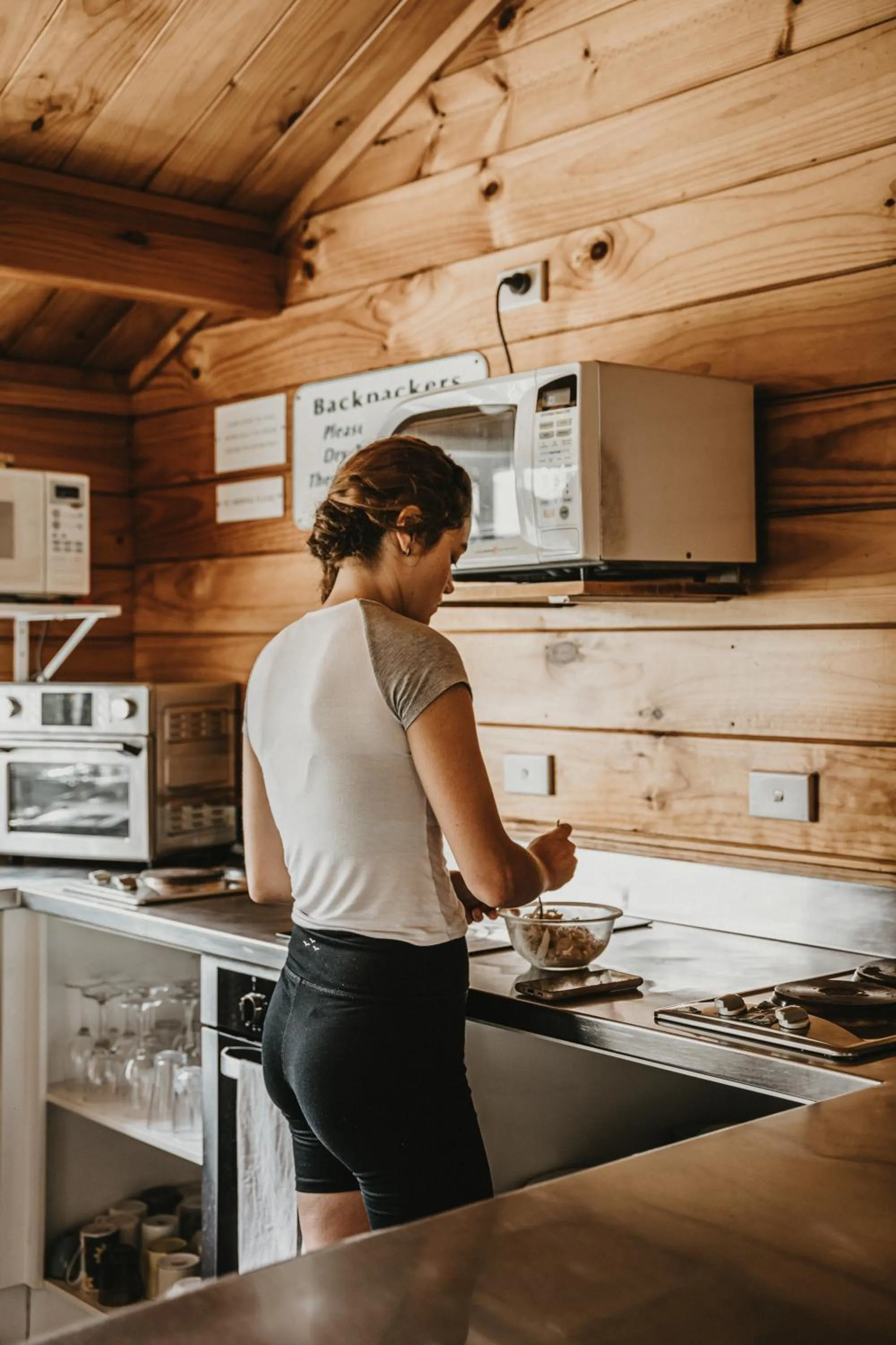 kitchen in Tatahi Cove Back Packer