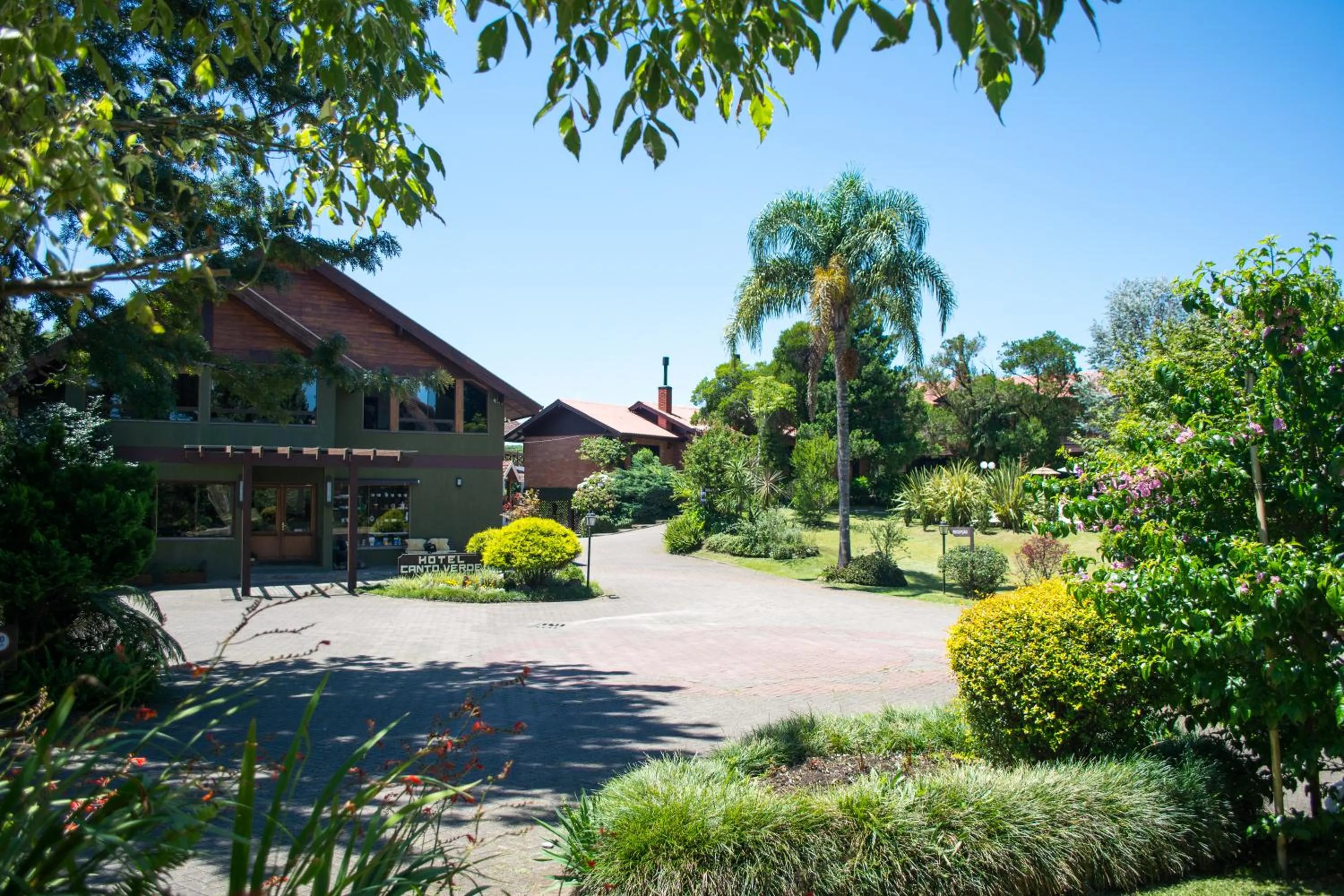 Garden in Hotel Canto Verde