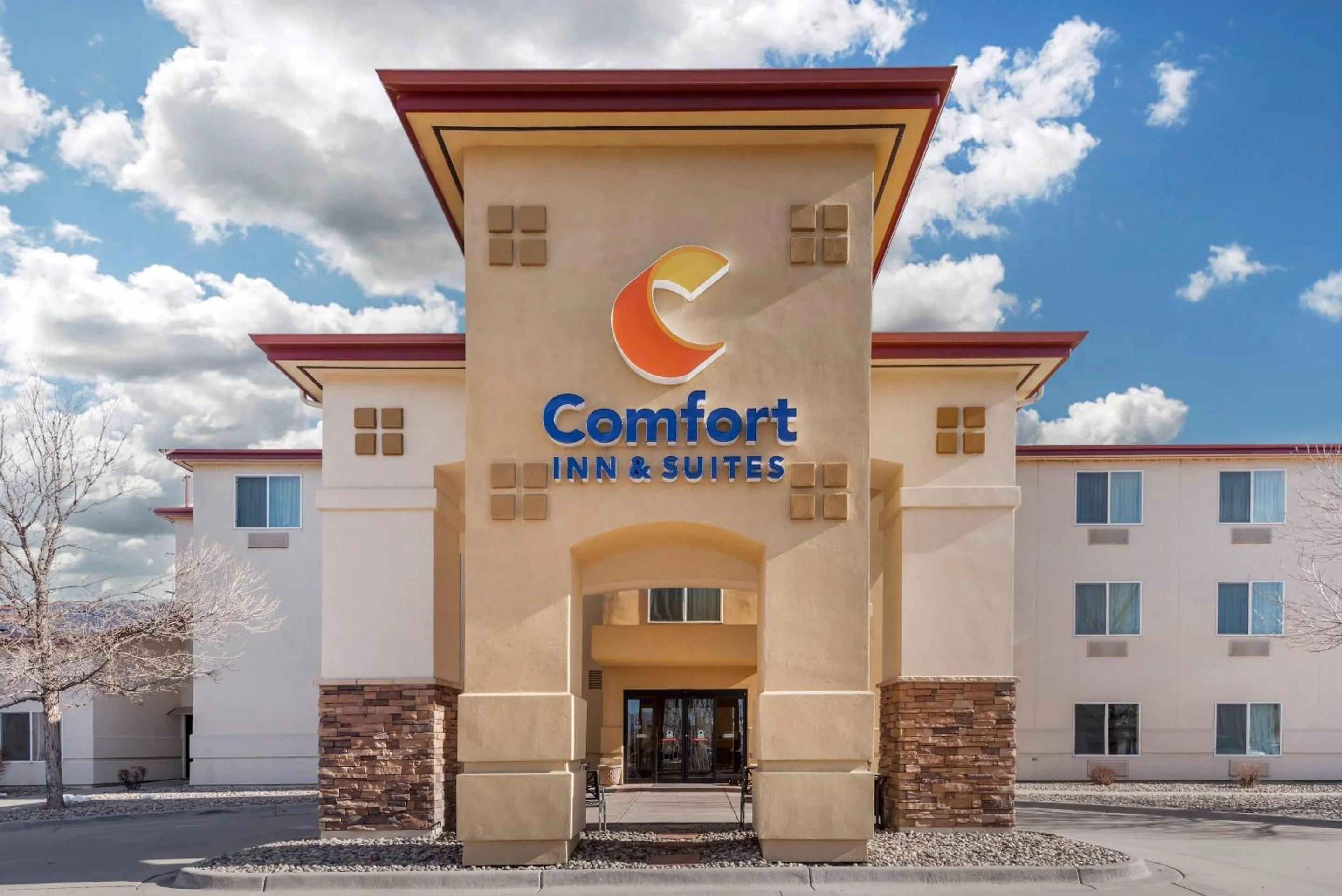 Property building in Comfort Inn & Suites Rifle