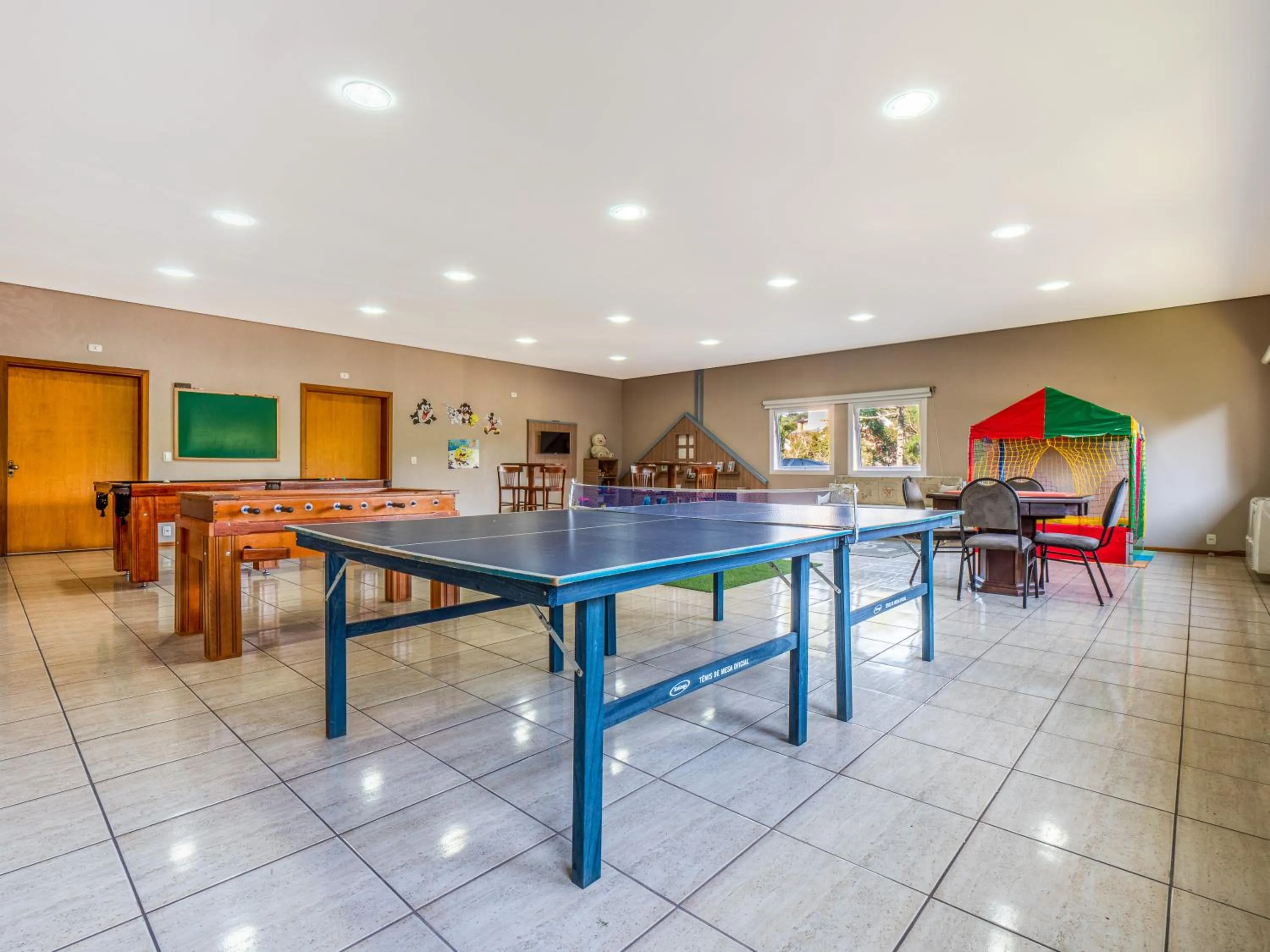 Game Room in Hotel Fioreze Quero Quero