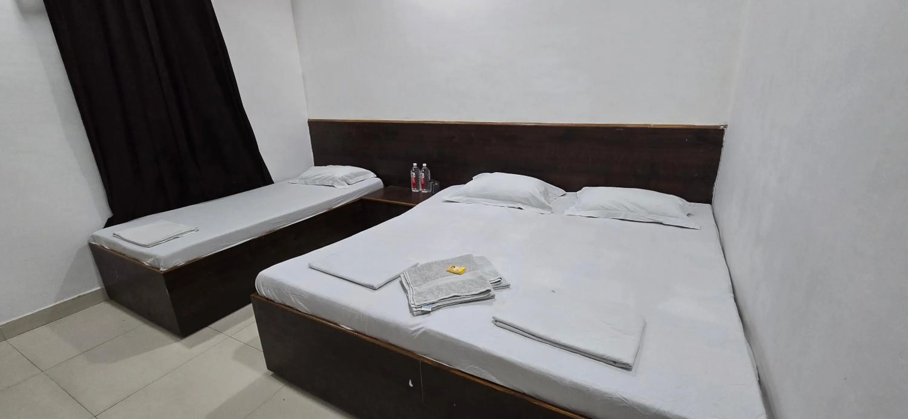 Bed in Hotel Vrindavan