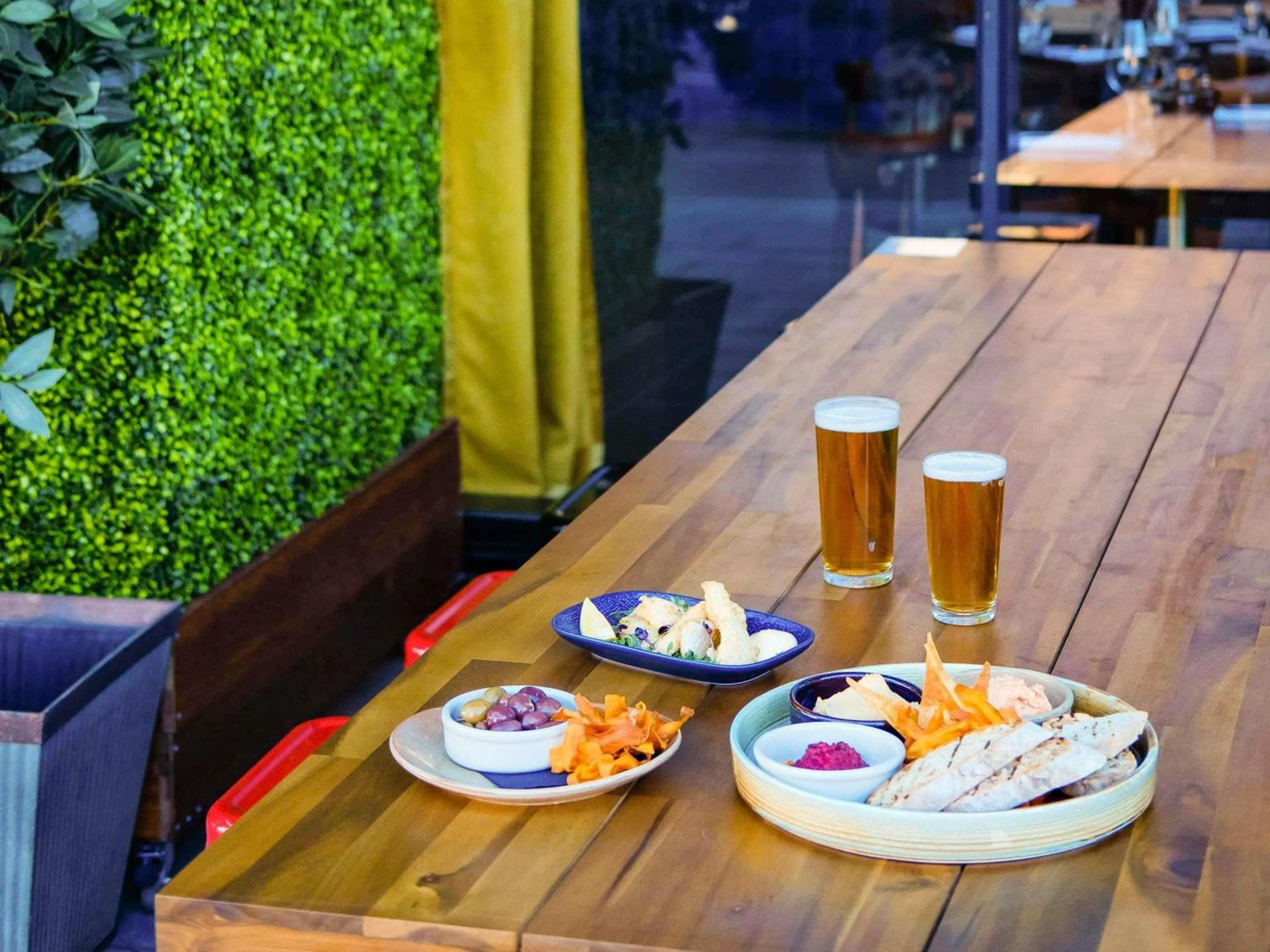 Restaurant/places to eat in Mantra Albury