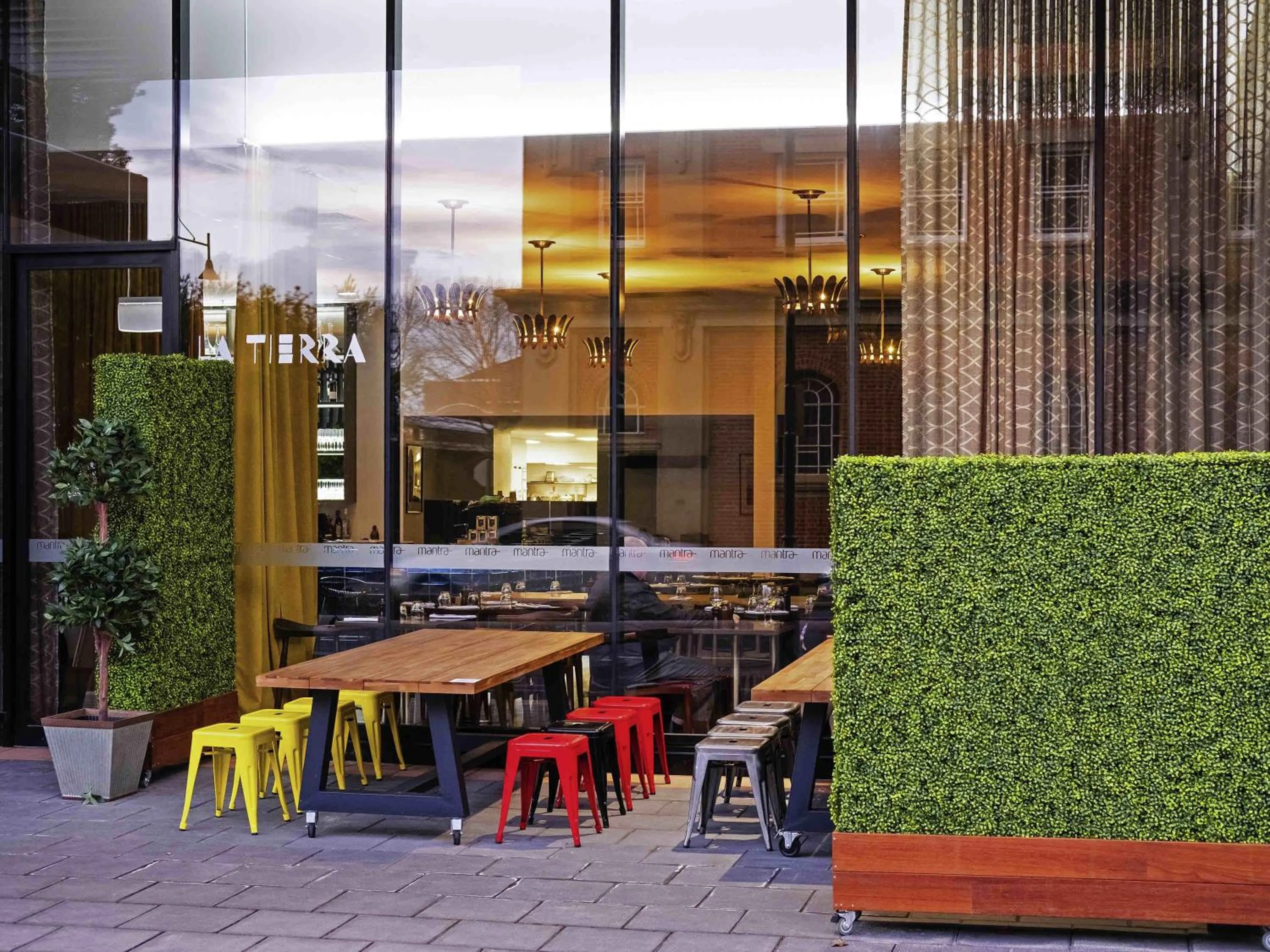 Restaurant/places to eat in Mantra Albury