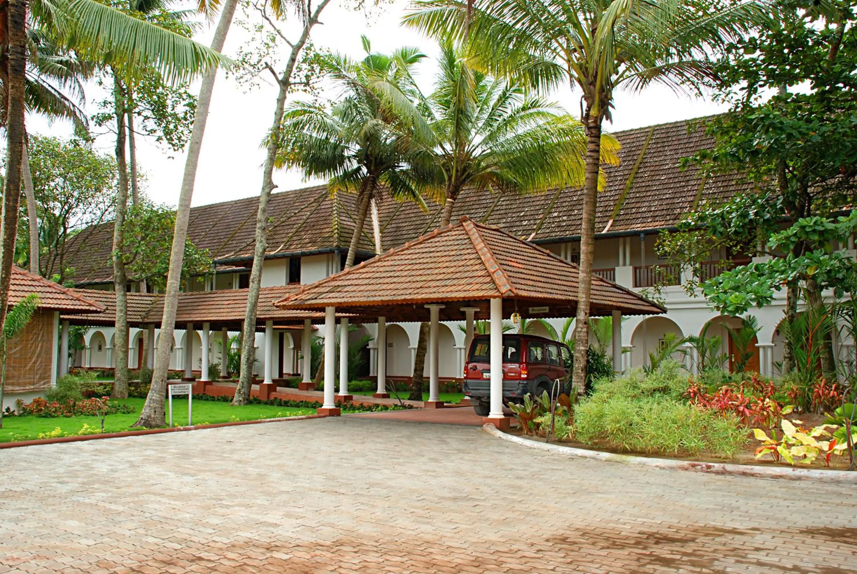 Facade/entrance in Lemon Tree Vembanad Lake Resort, Kerala