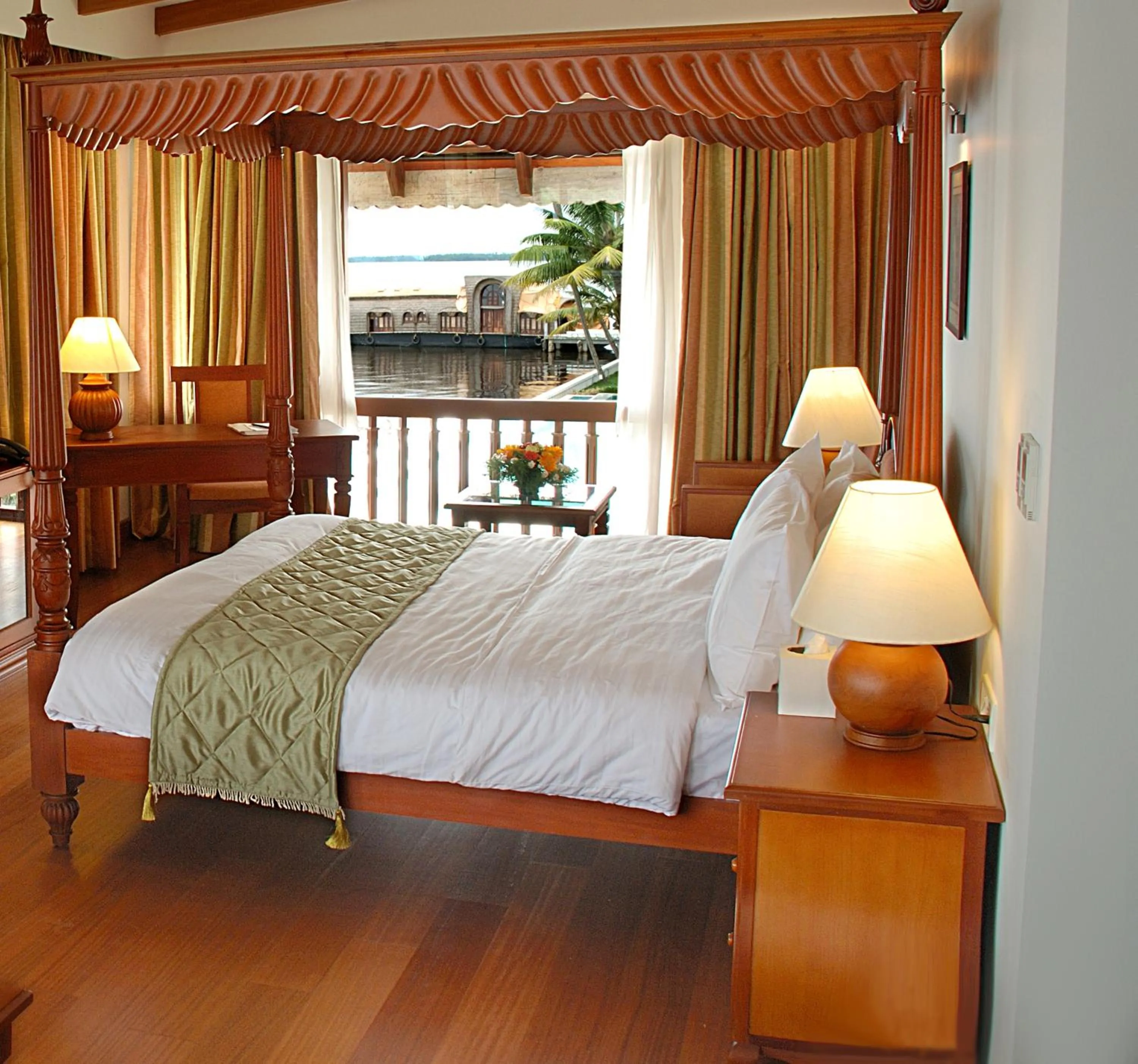 Photo of the whole room, Bed in Lemon Tree Vembanad Lake Resort, Kerala