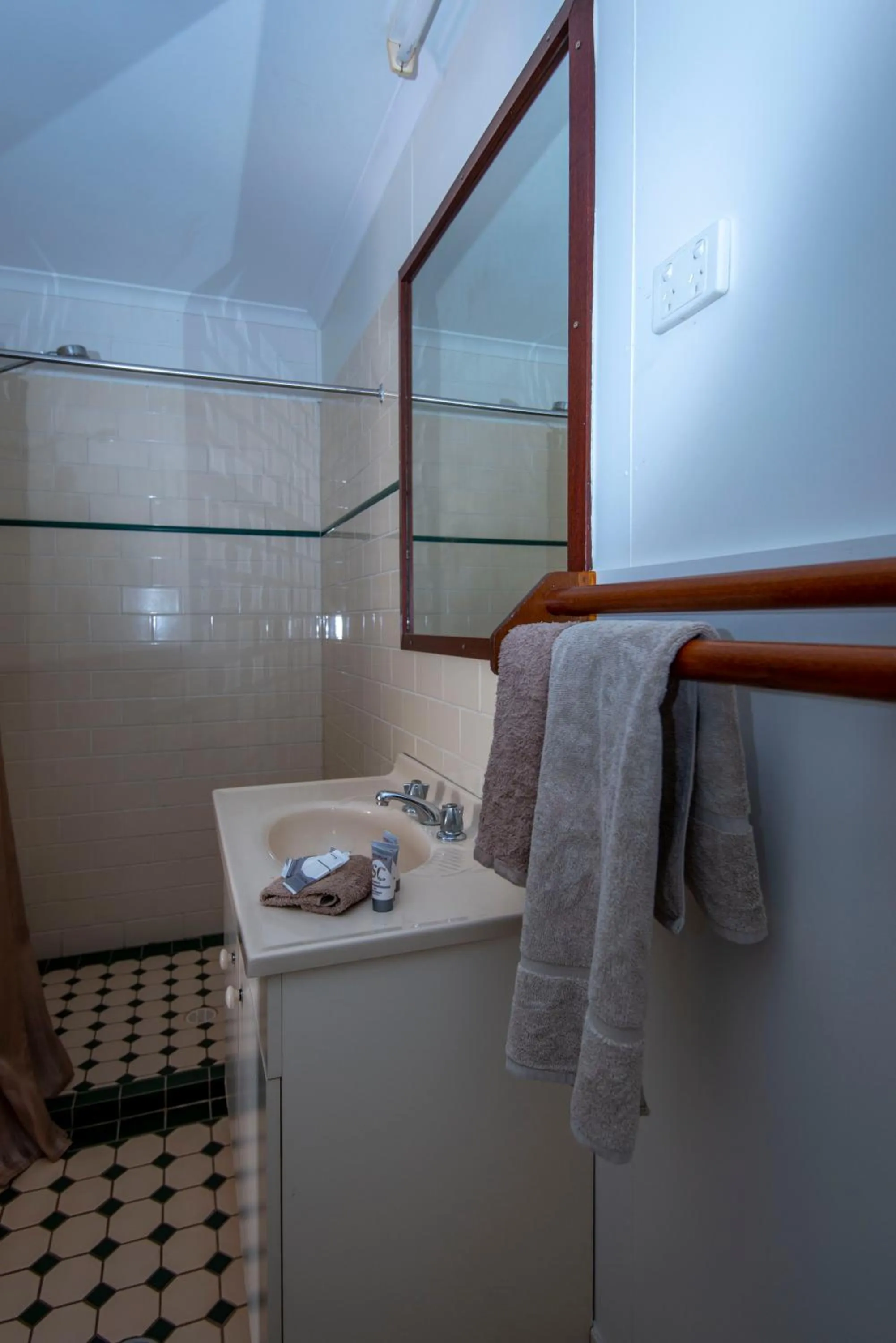 Longreach Most Central Motel