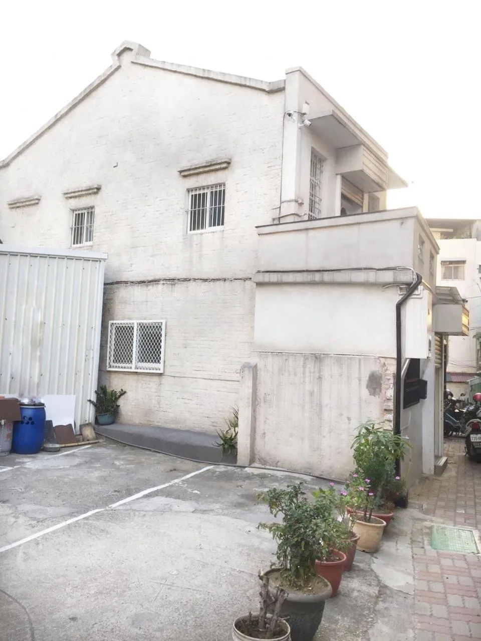 Property building in Tainan Travel Inn