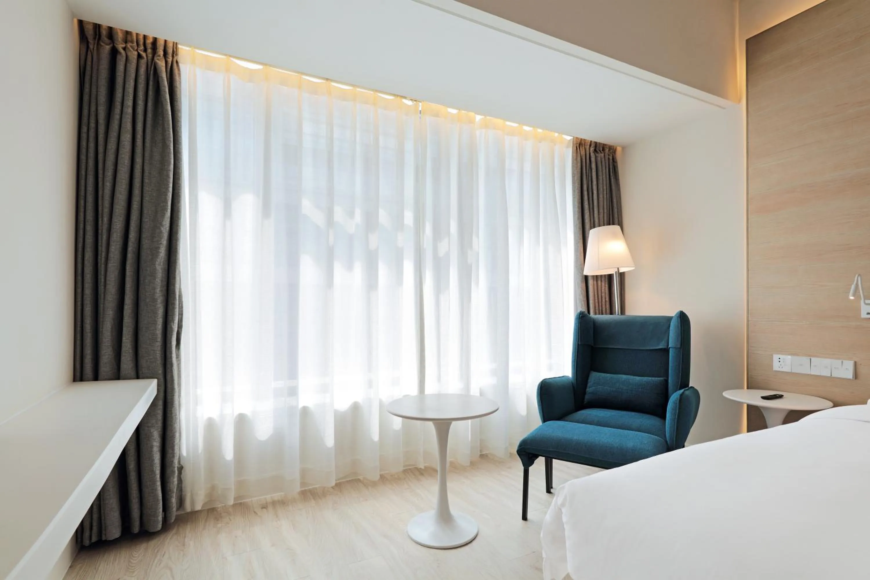 Bed in Haikou Meilan International Airport Hotel