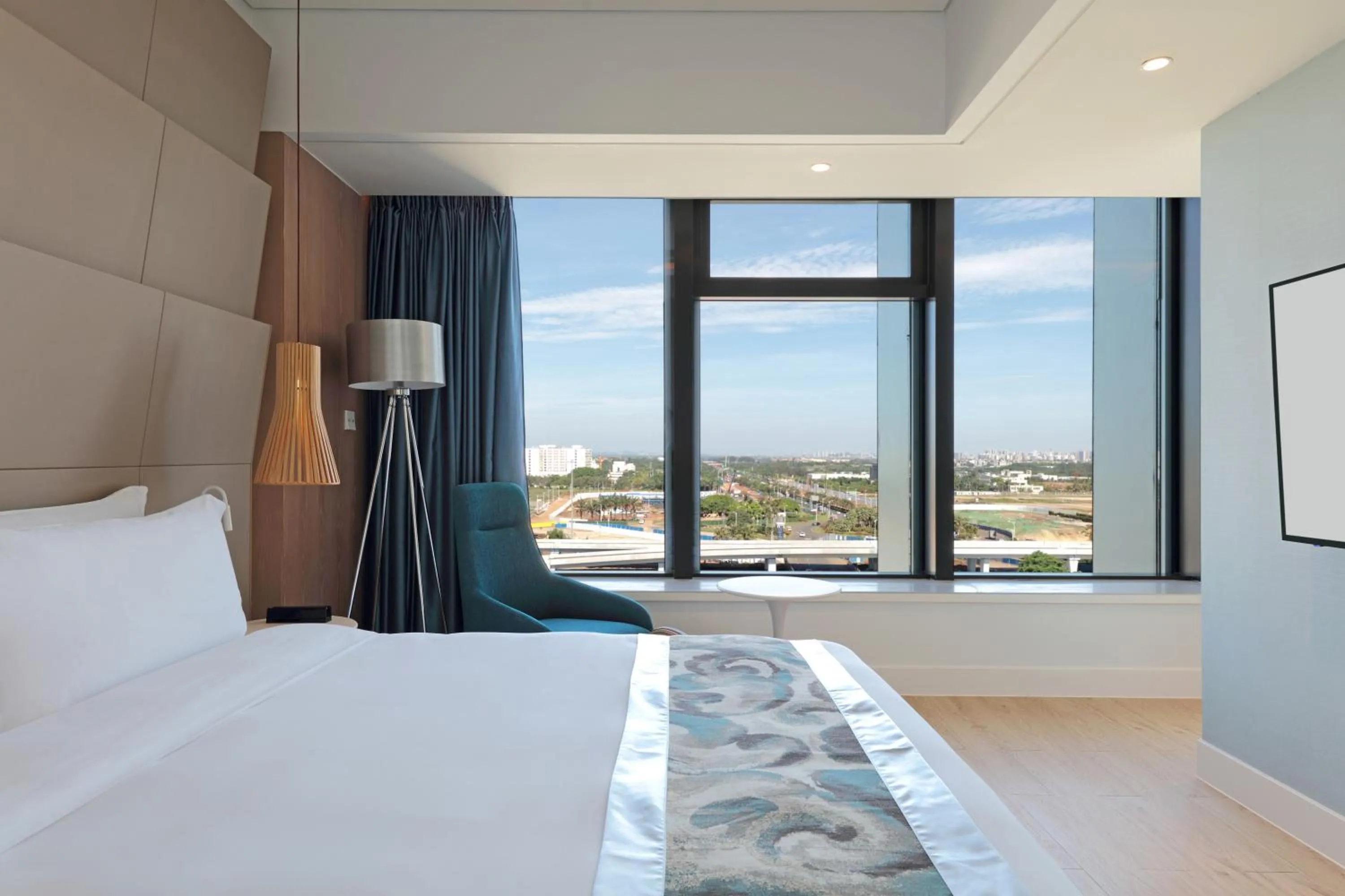 Bed in Haikou Meilan International Airport Hotel