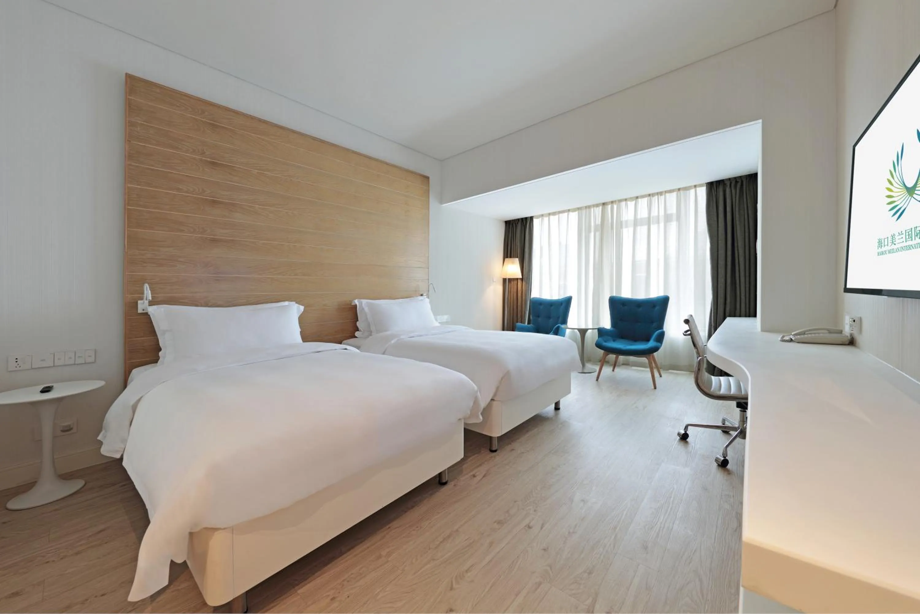 Bed in Haikou Meilan International Airport Hotel