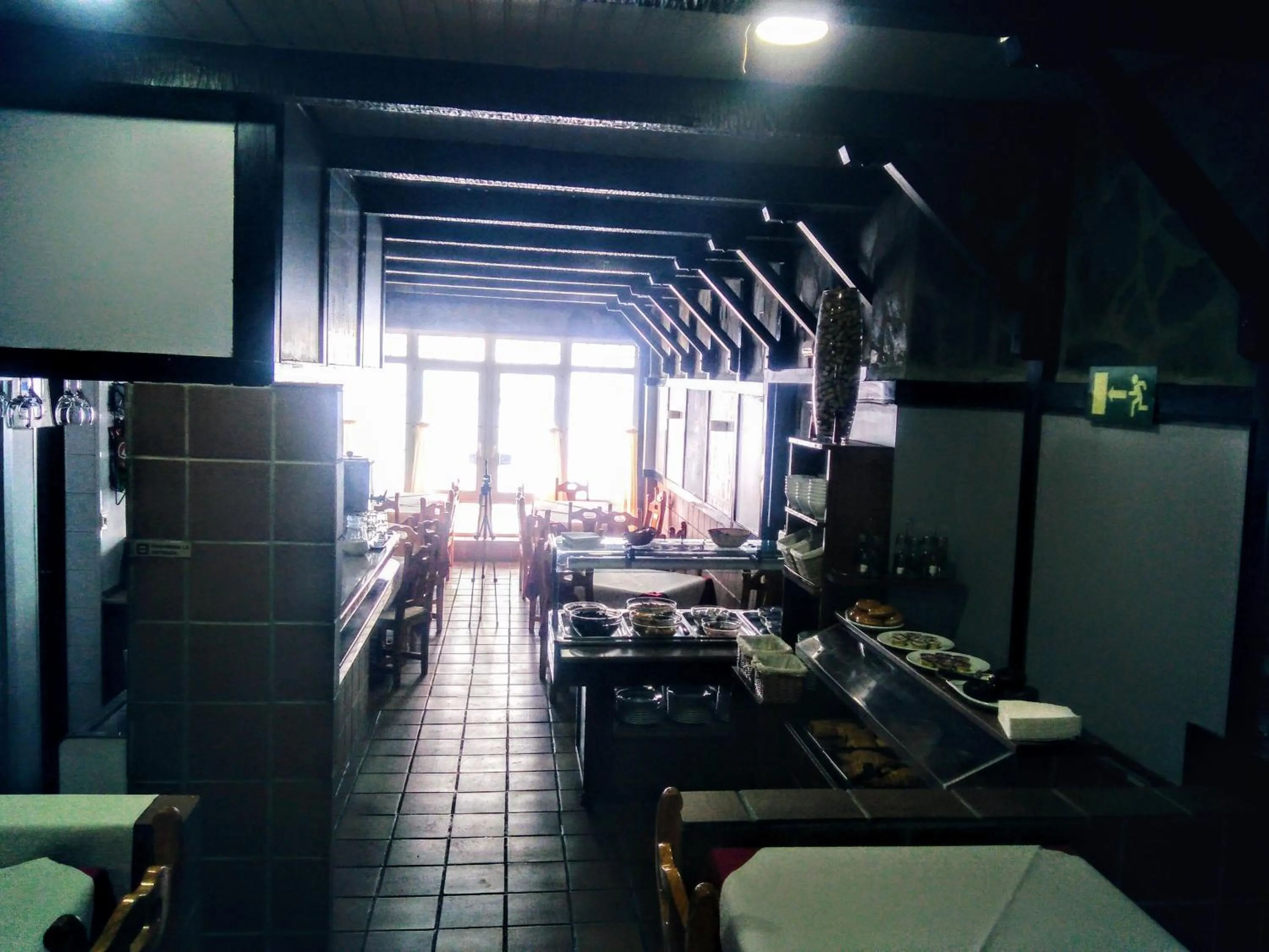 Food and drinks in Hotel Montesol Arttyco