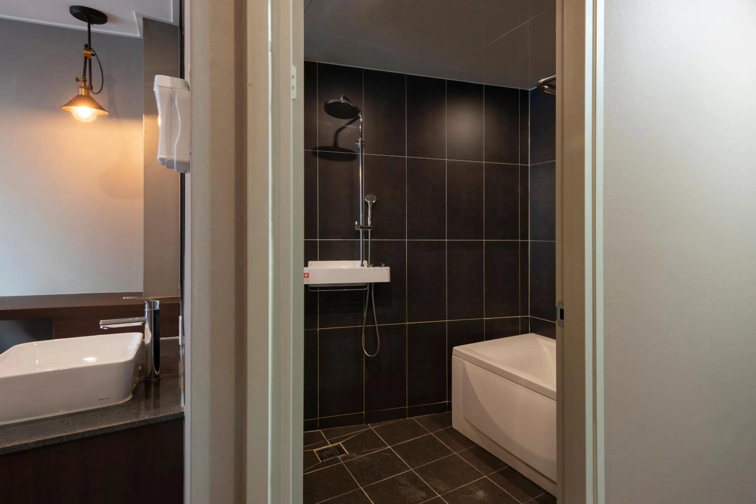Bathroom in No. 25 Signature Hotel Daecheong