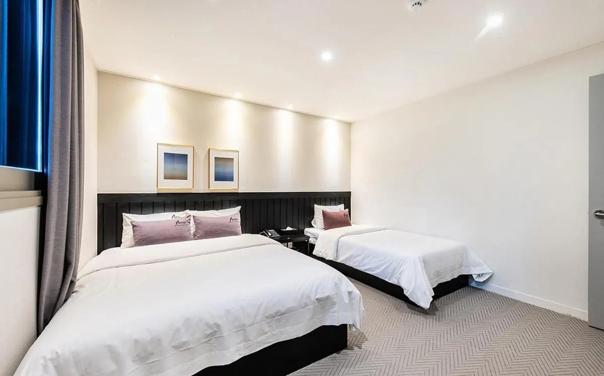 Bedroom, Bed in No. 25 Signature Hotel Daecheong