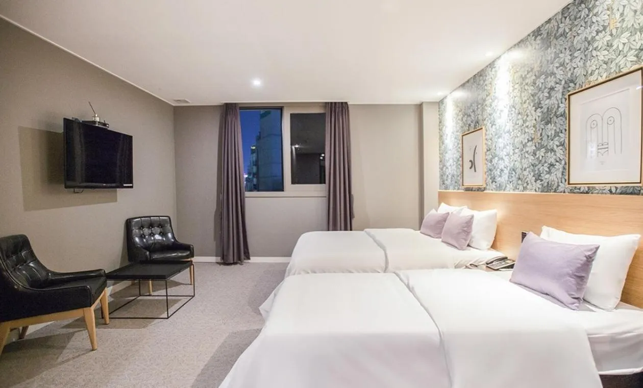 No. 25 Signature Hotel Daecheong