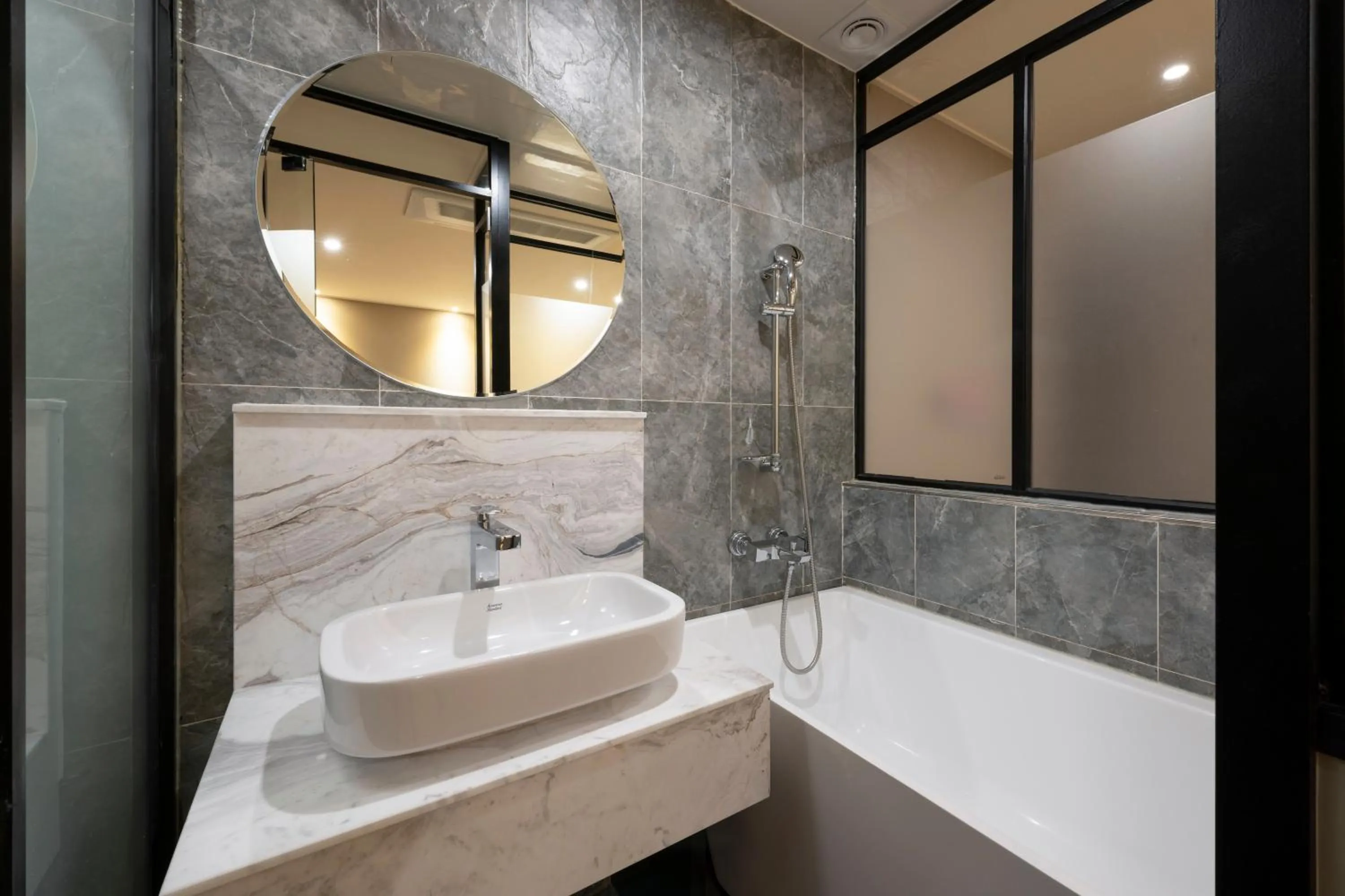 Bathroom in No. 25 Signature Hotel Daecheong