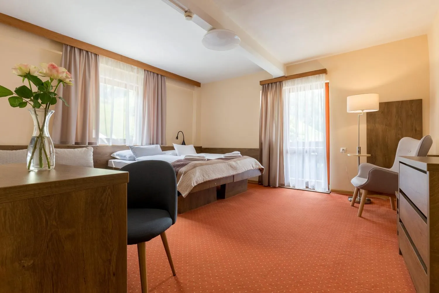 Bedroom, Bed in Hotel Post Fusch