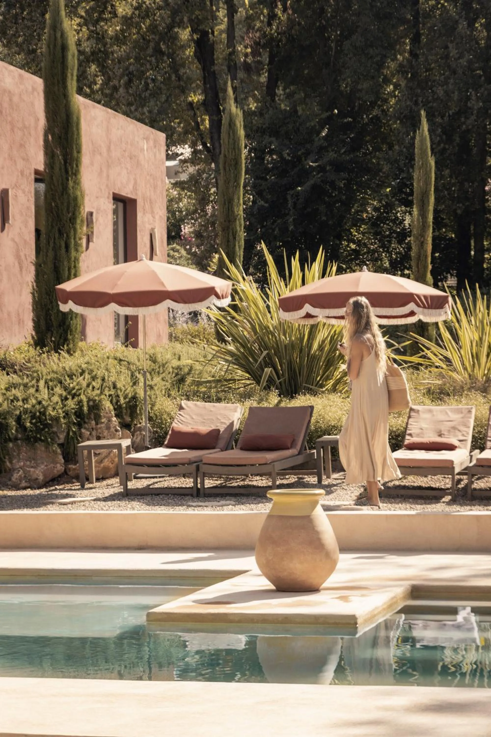 Property building in Toile Blanche