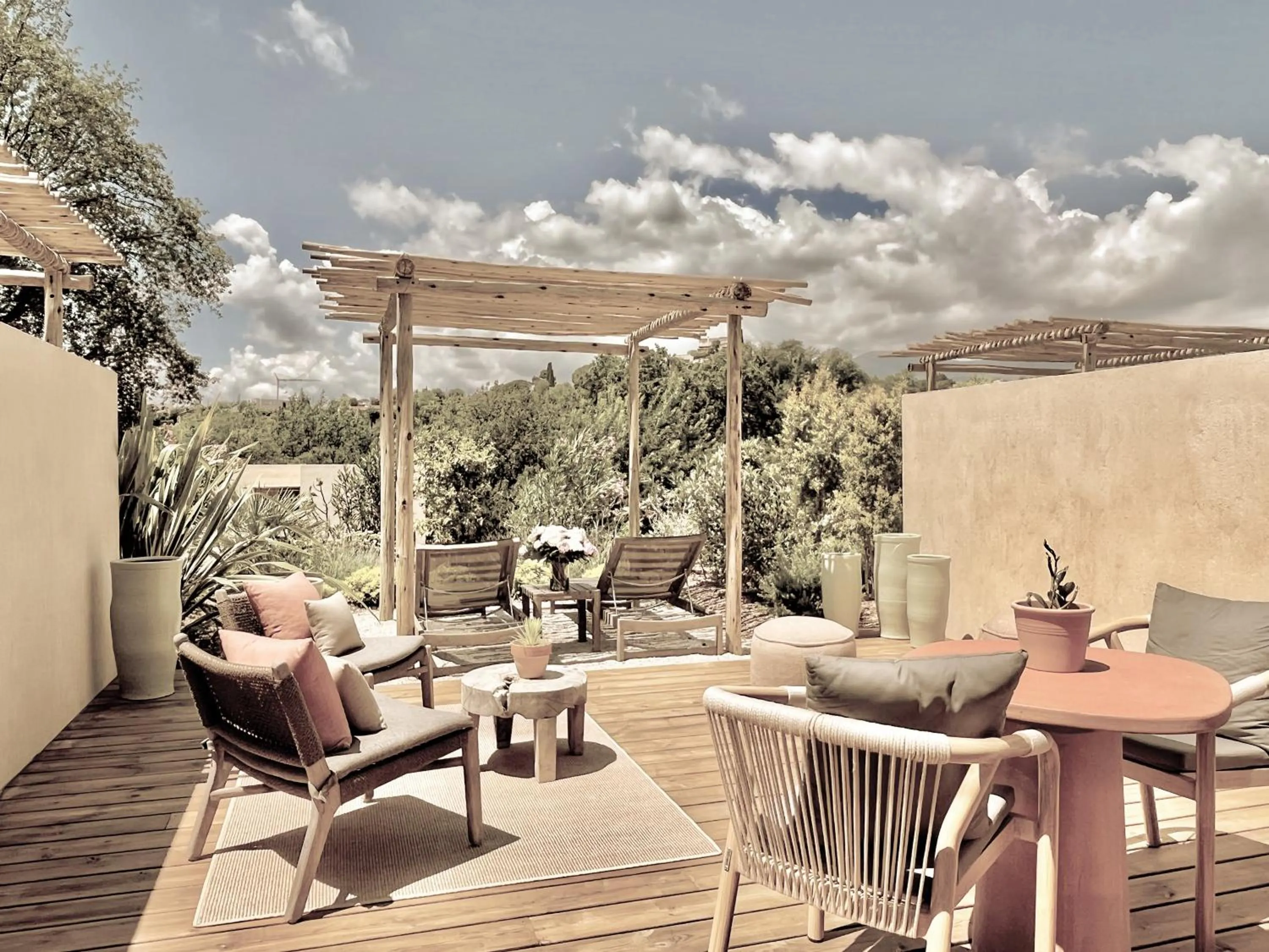 Patio in Toile Blanche