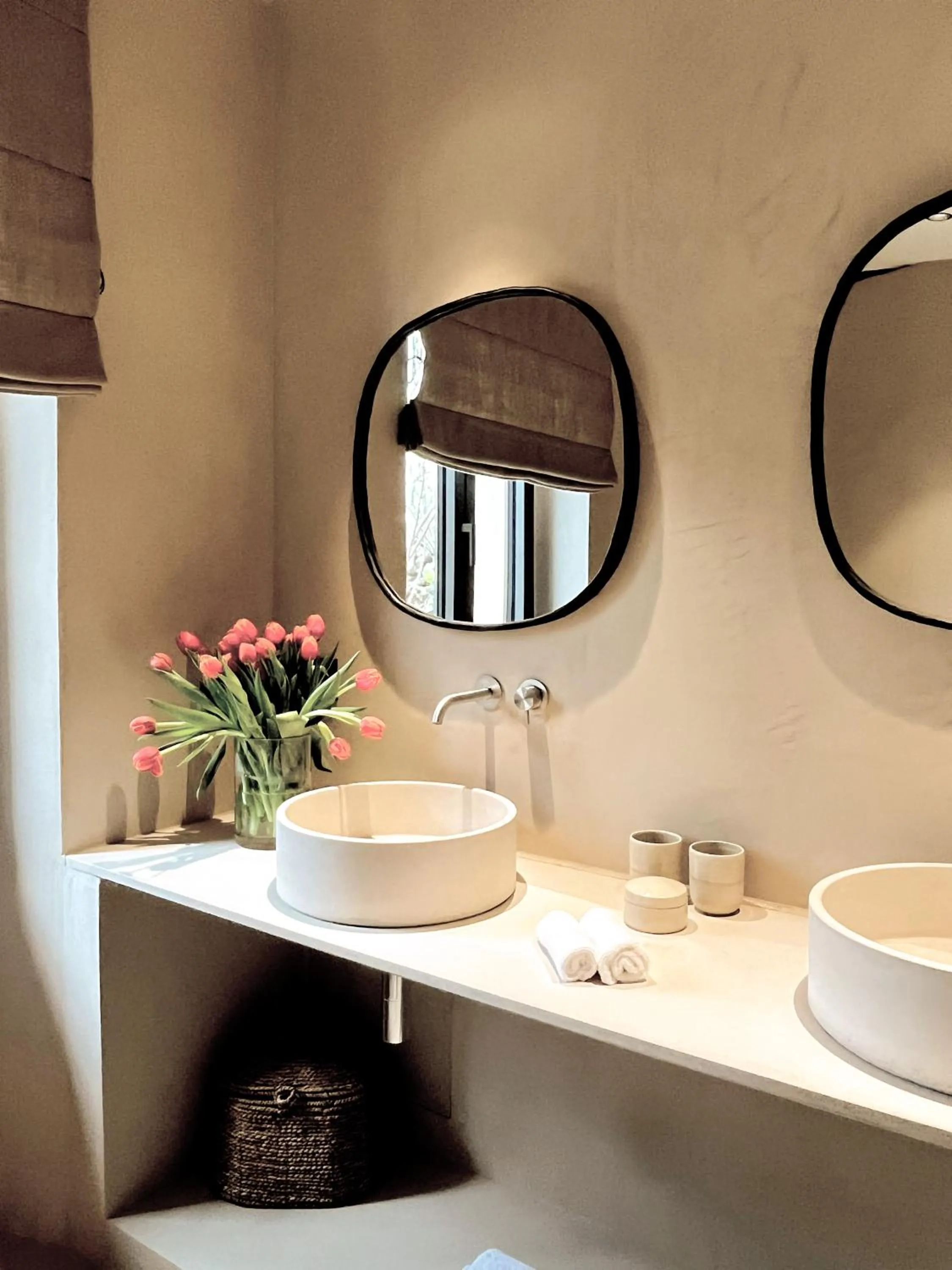 Bathroom in Toile Blanche