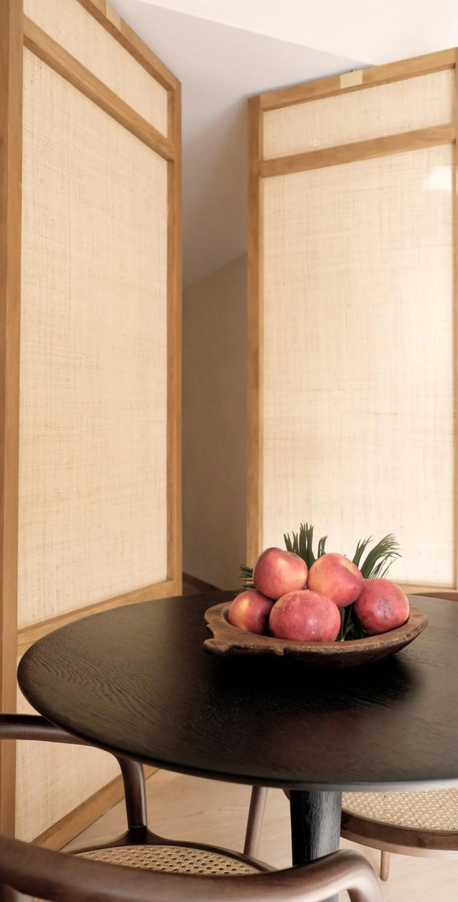 Dining area in Toile Blanche