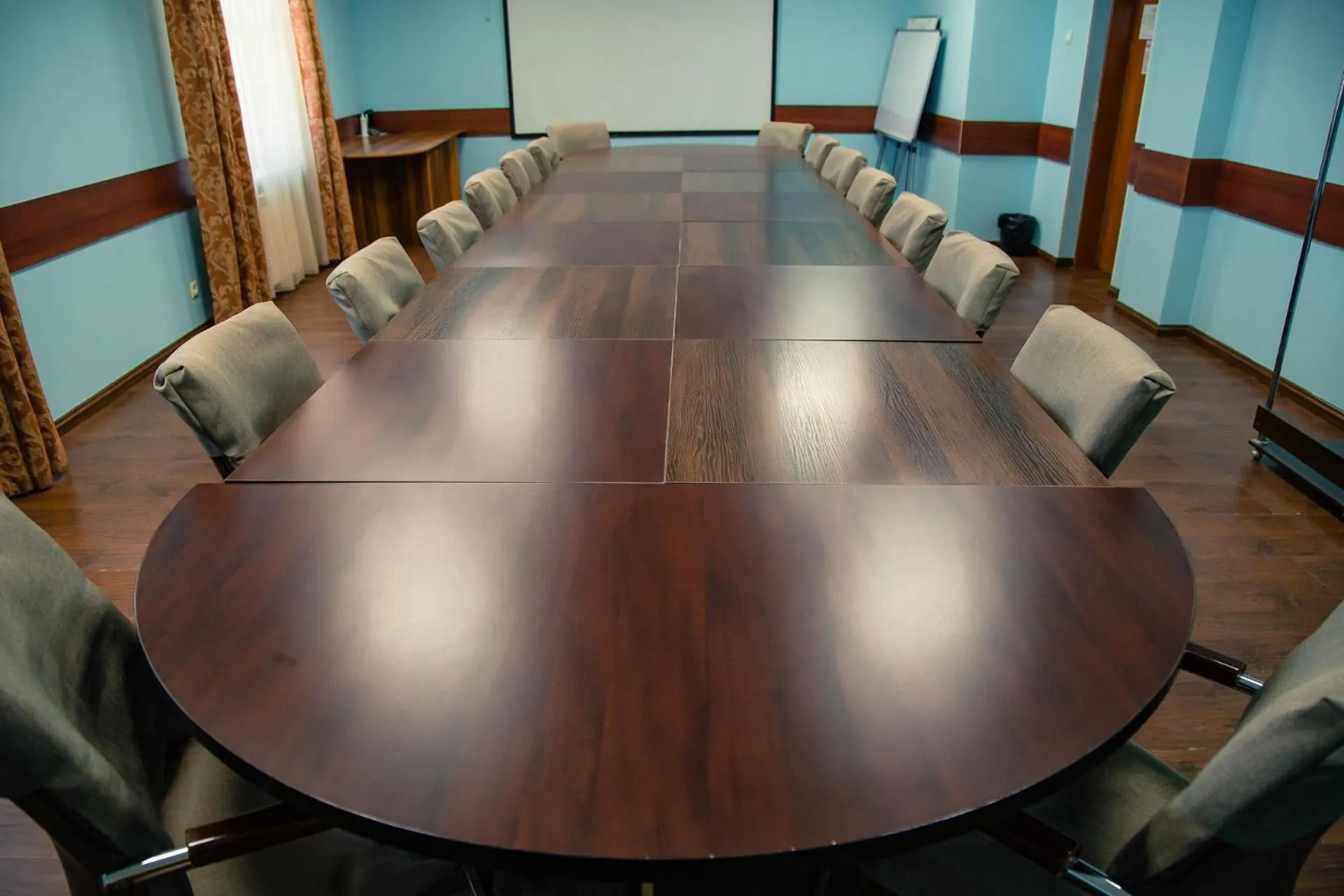 Business facilities in Silk Way Hotel