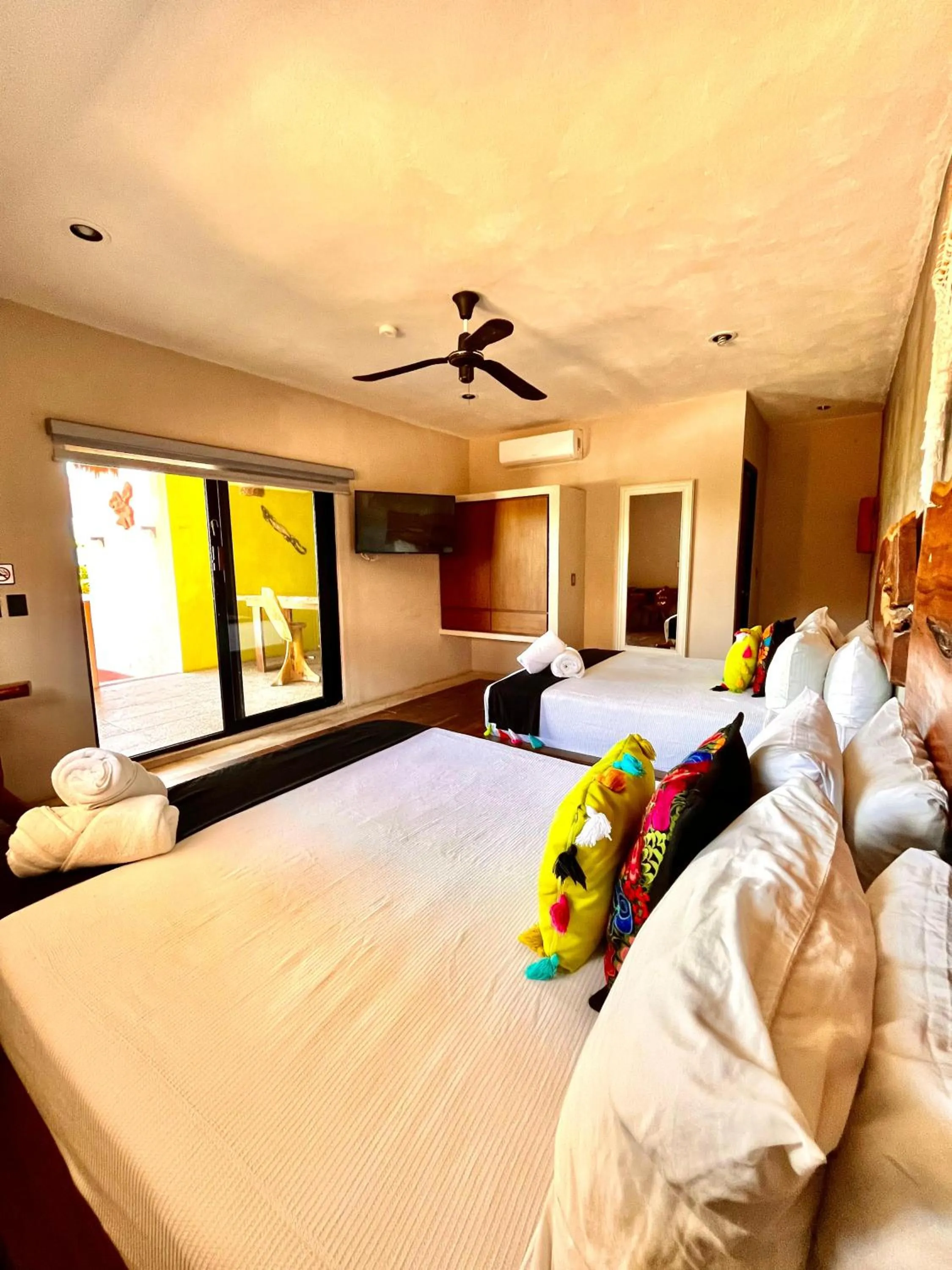 Other, Bed in Bahia Tolok