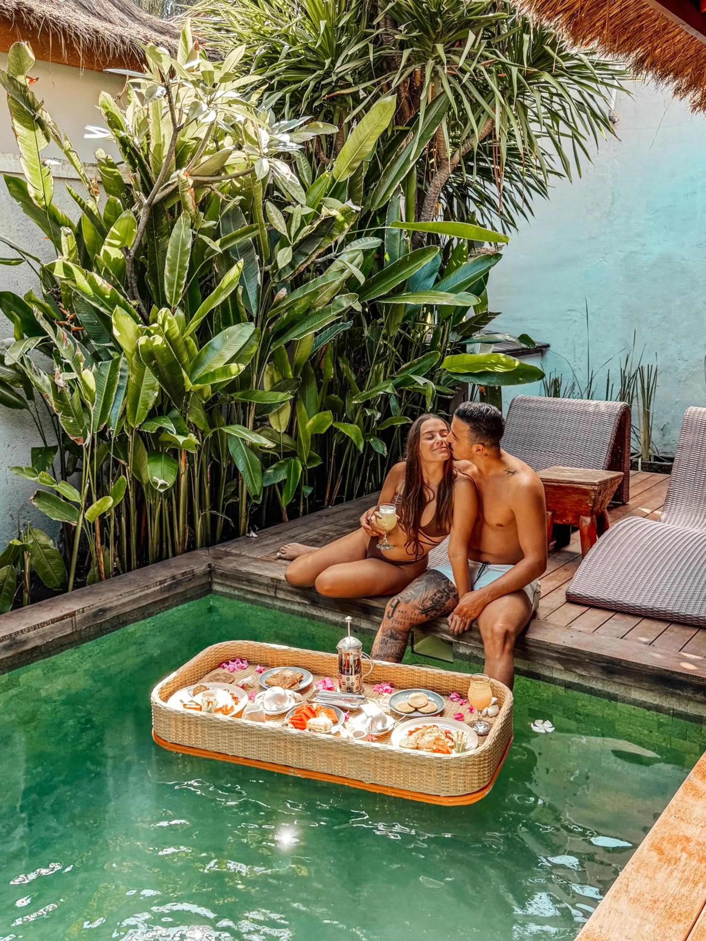 People in Pera ONE Villas